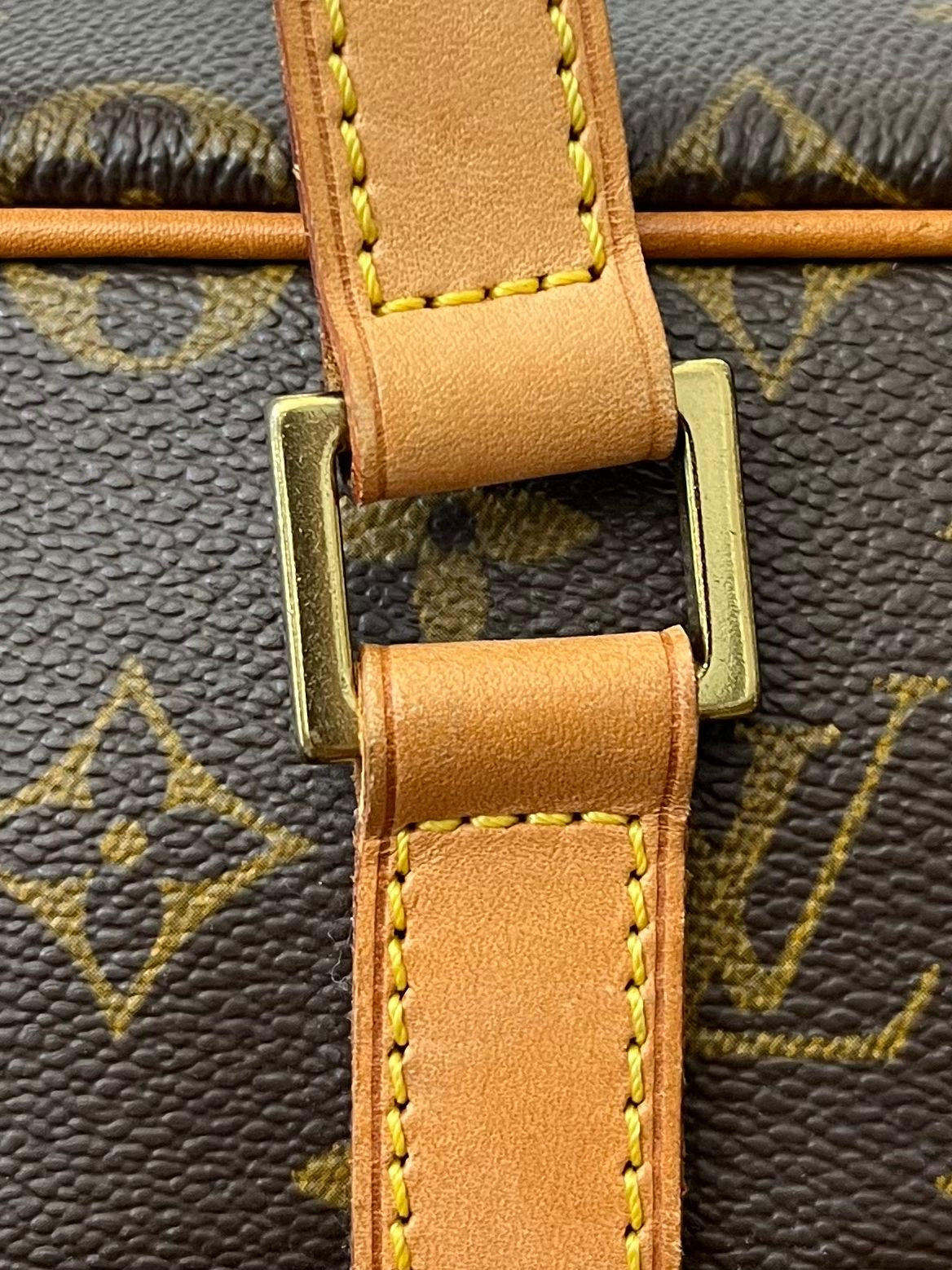 Louis Vuitton Porte Documents Pegase Monogram