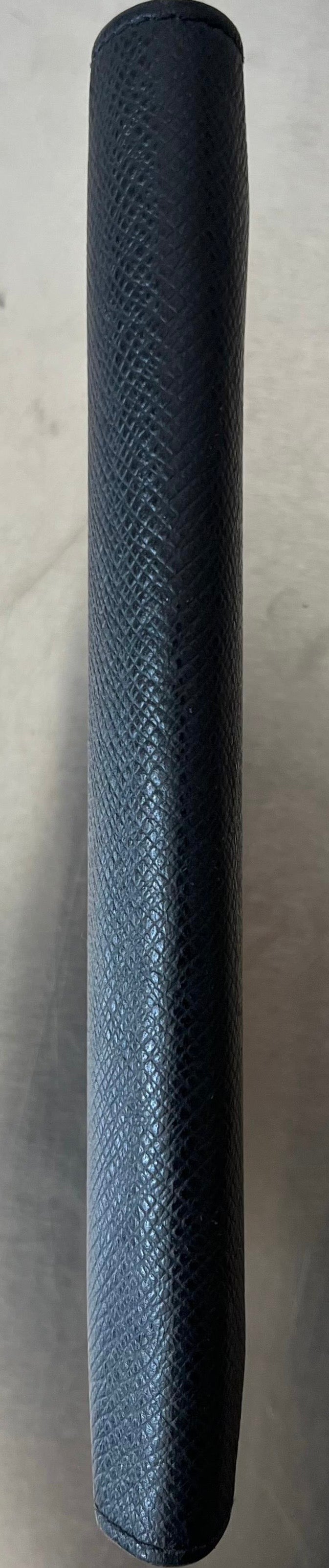 Louis Vuitton Brazza Taiga