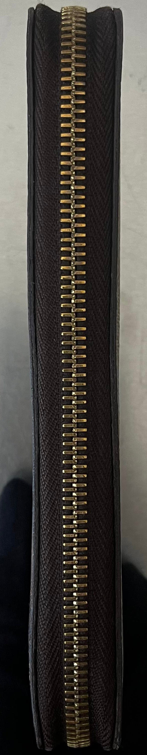 Louis Vuitton Zippy Damier