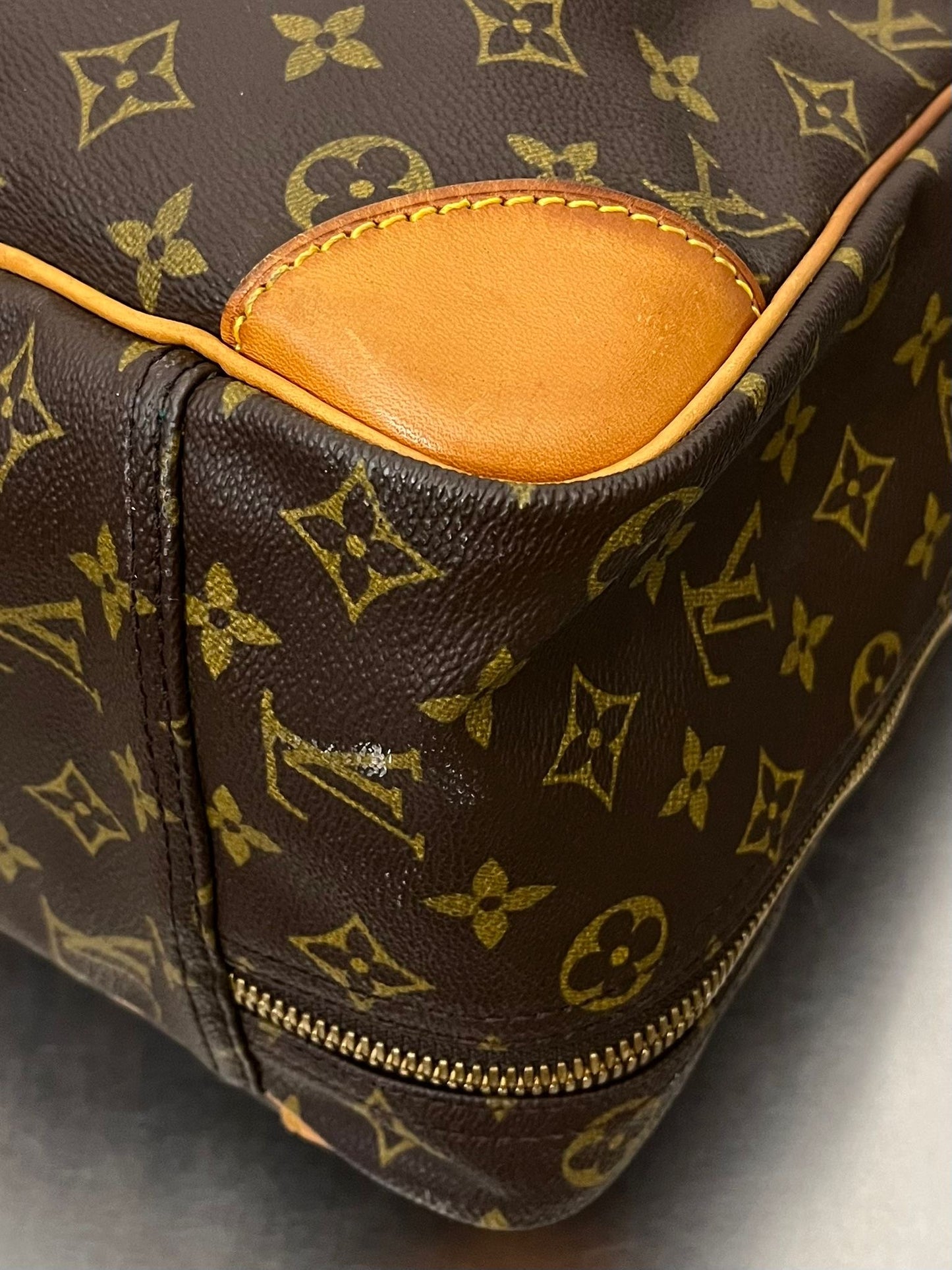 Louis Vuitton Sirius 45