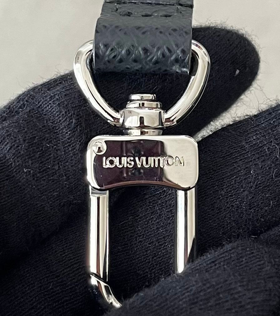 Louis Vuitton Belaia Taiga
