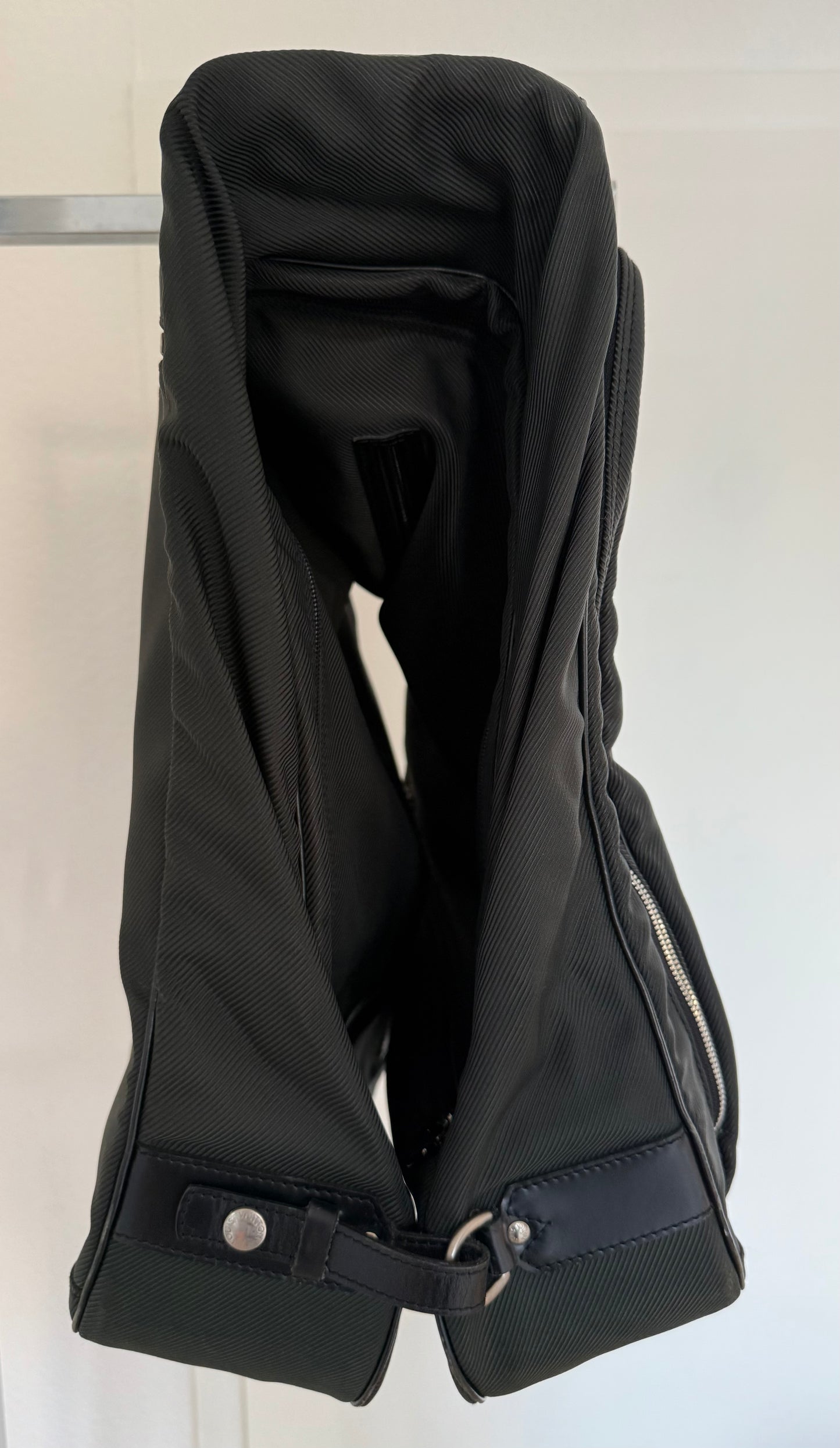 Louis Vuitton Cinq Cintre Kleidersack