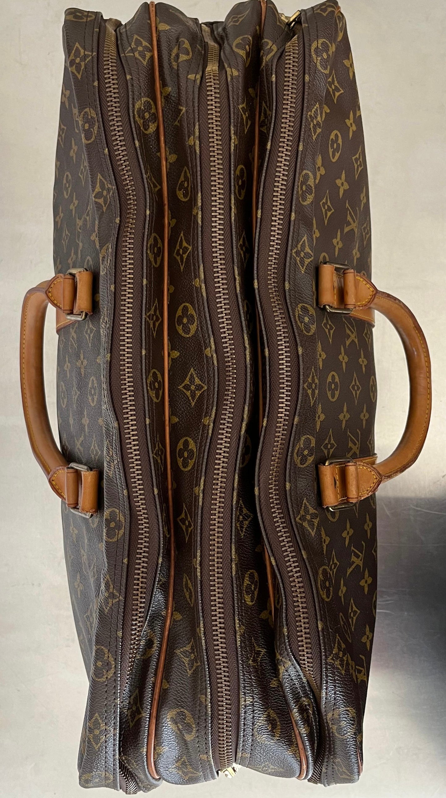 Louis Vuitton Sac Trois Posh 50