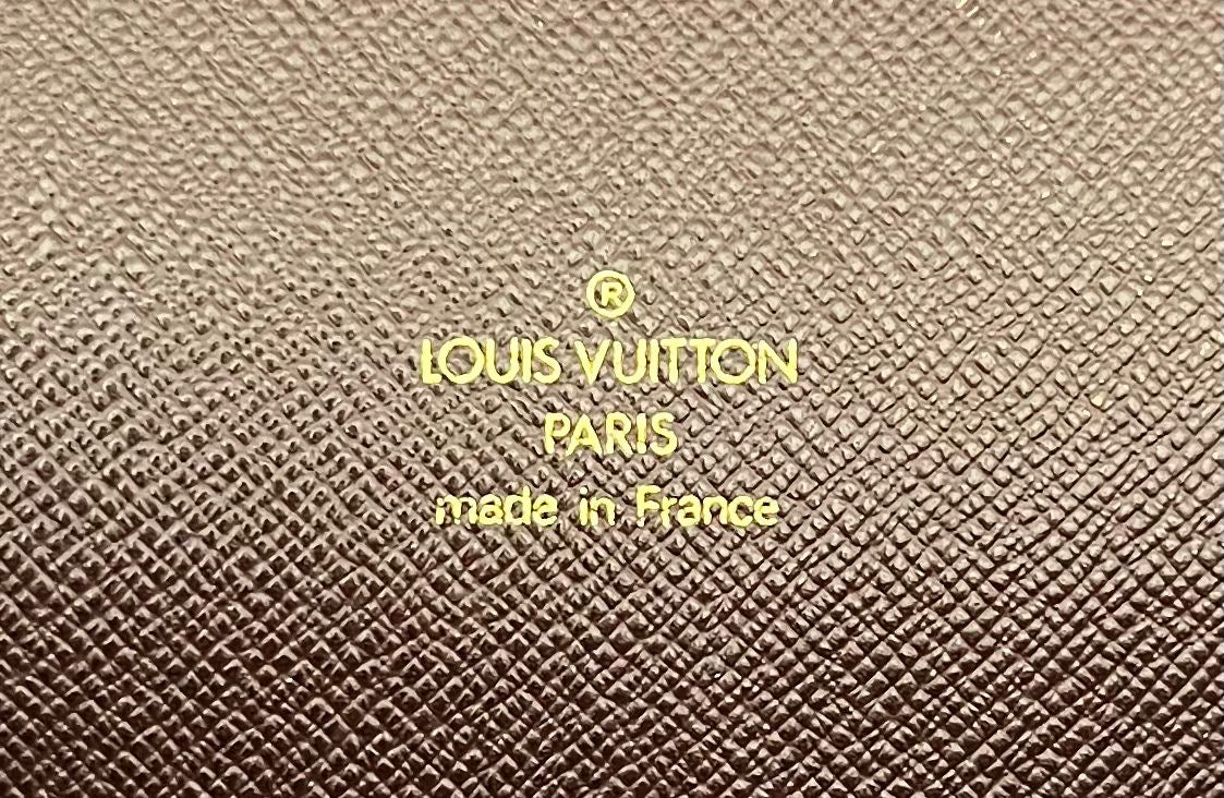 Louis Vuitton Angara Taiga