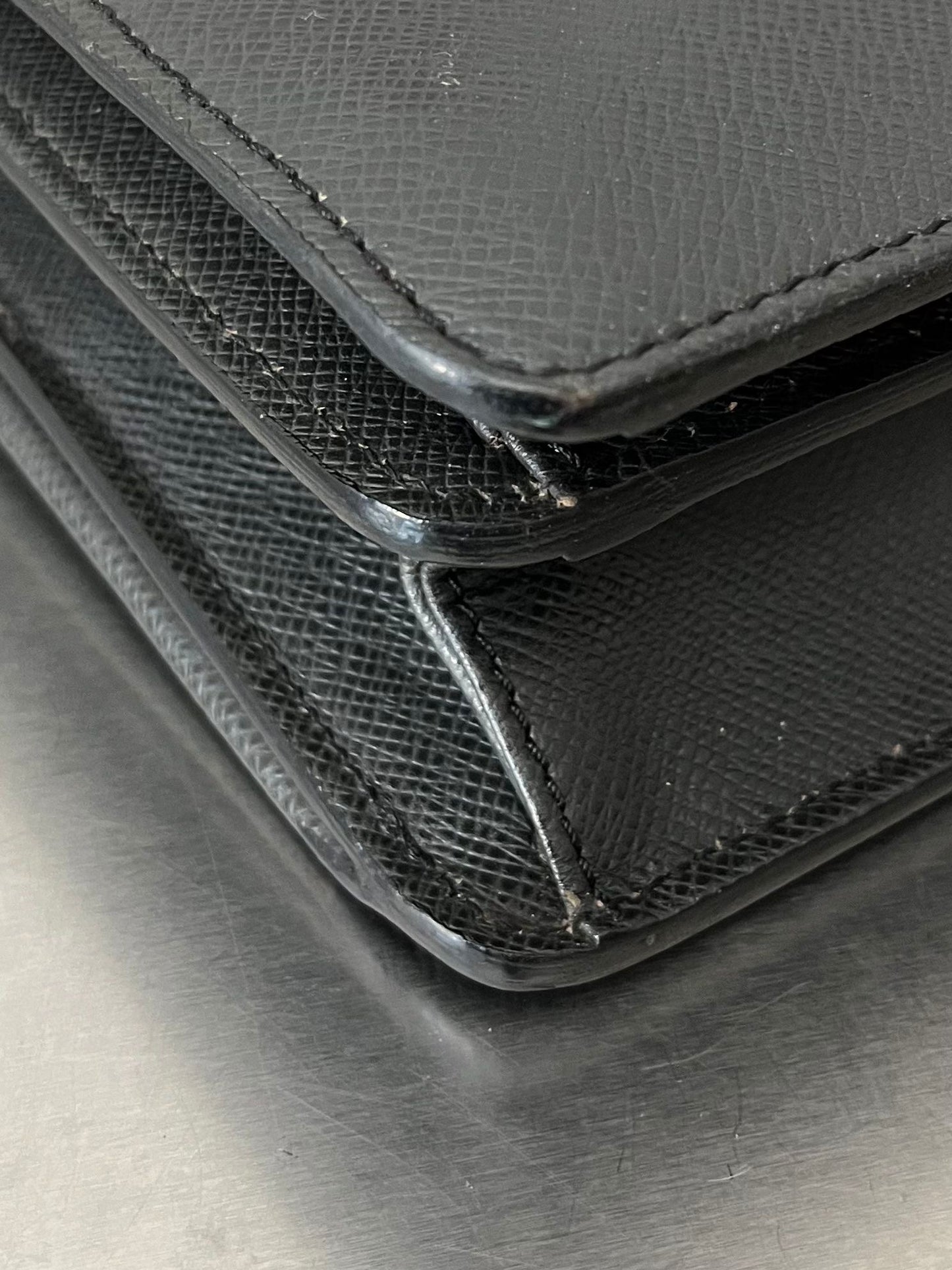 Louis Vuitton Robusto 2 Taiga