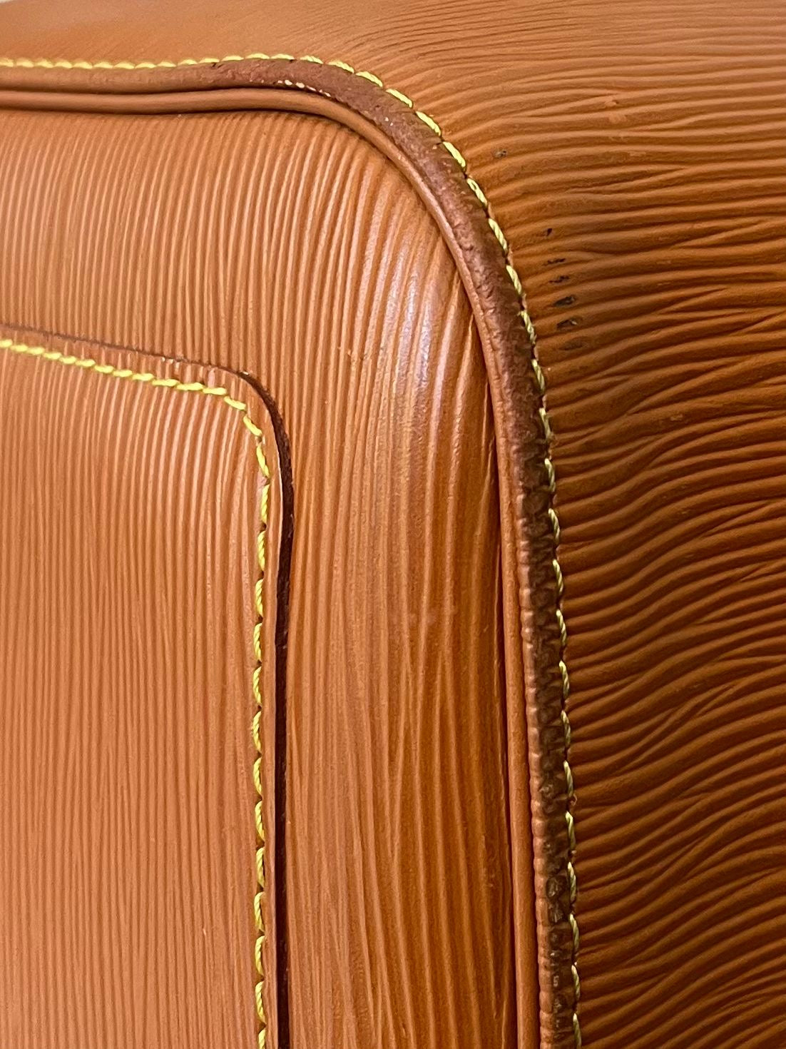 Louis Vuitton Keepall 55 Epi Leder