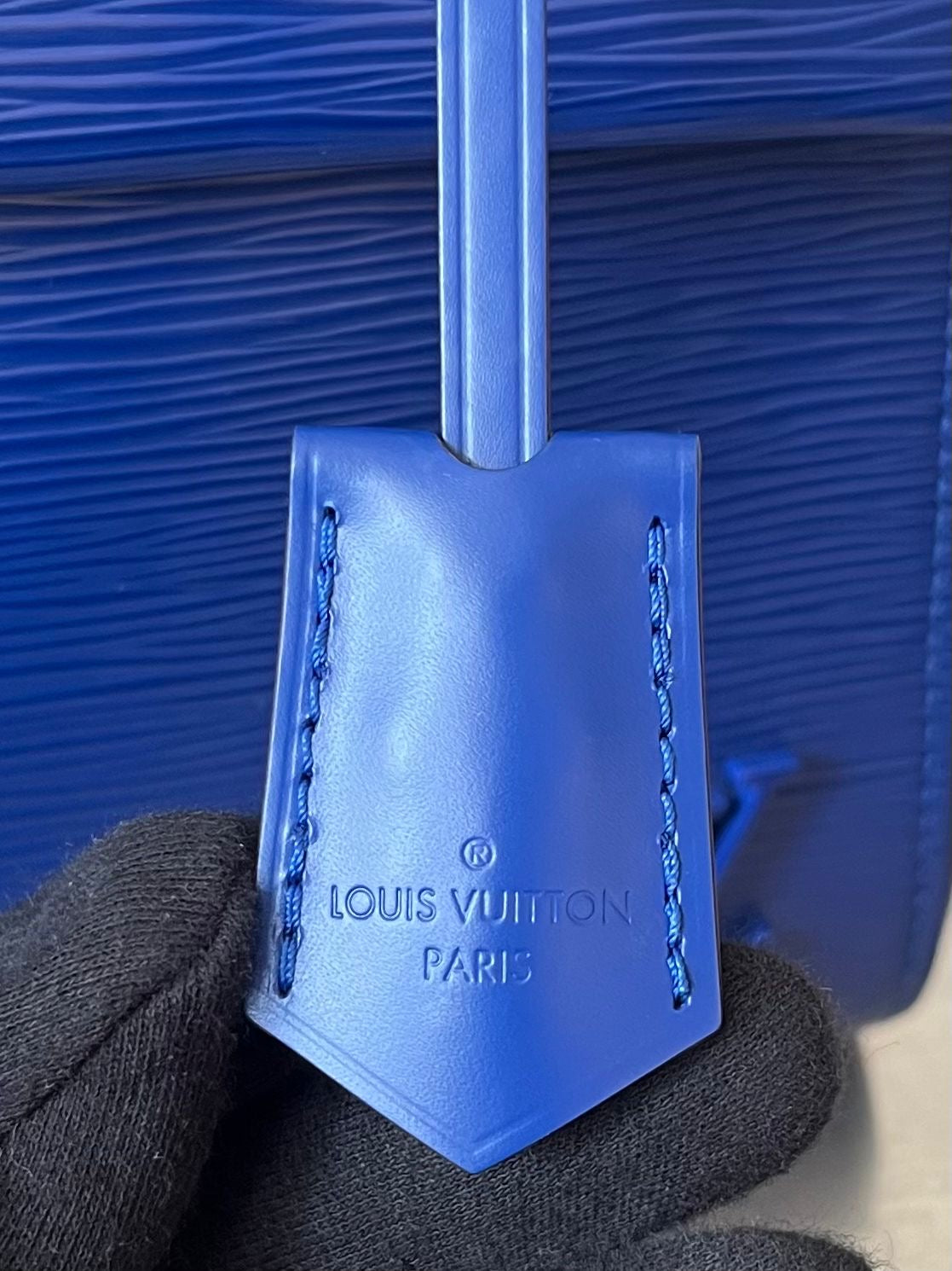Louis Vuitton Cluny MM Epi