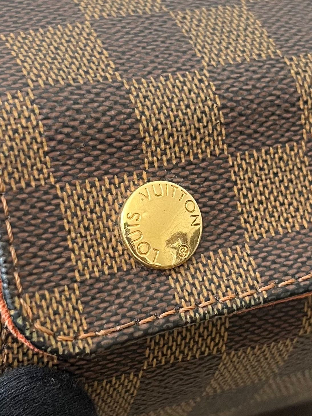 Louis Vuitton Naviglio Messenger