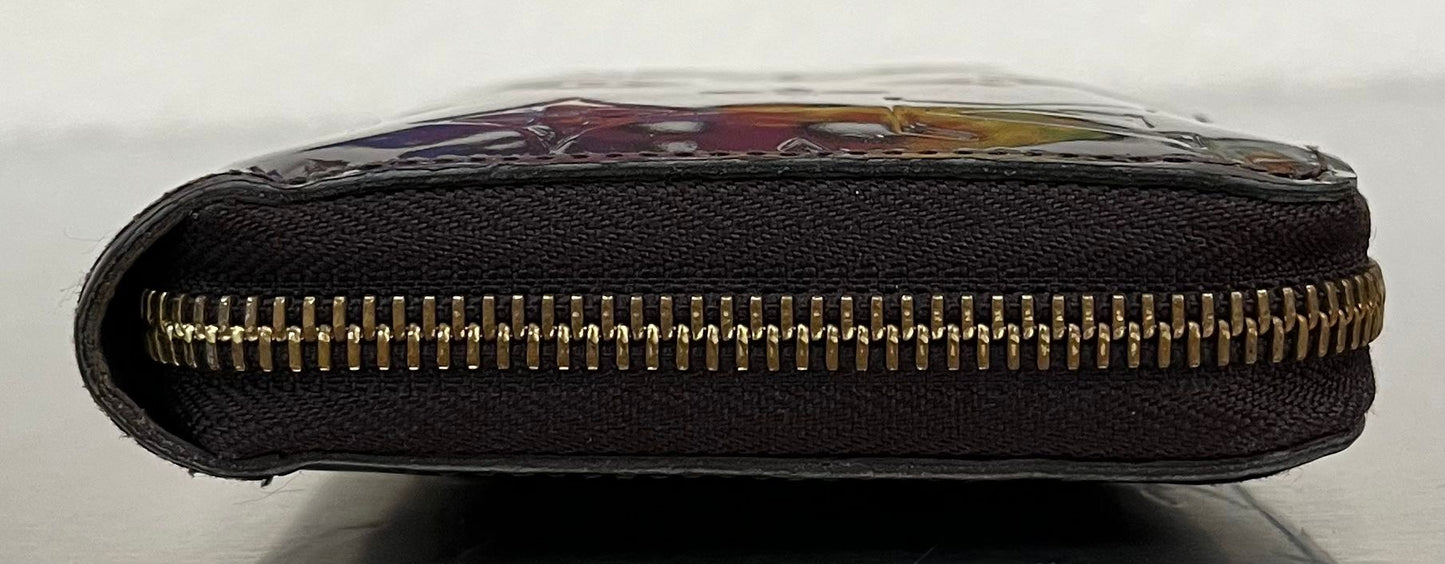 Louis Vuitton Zippy Lackleder