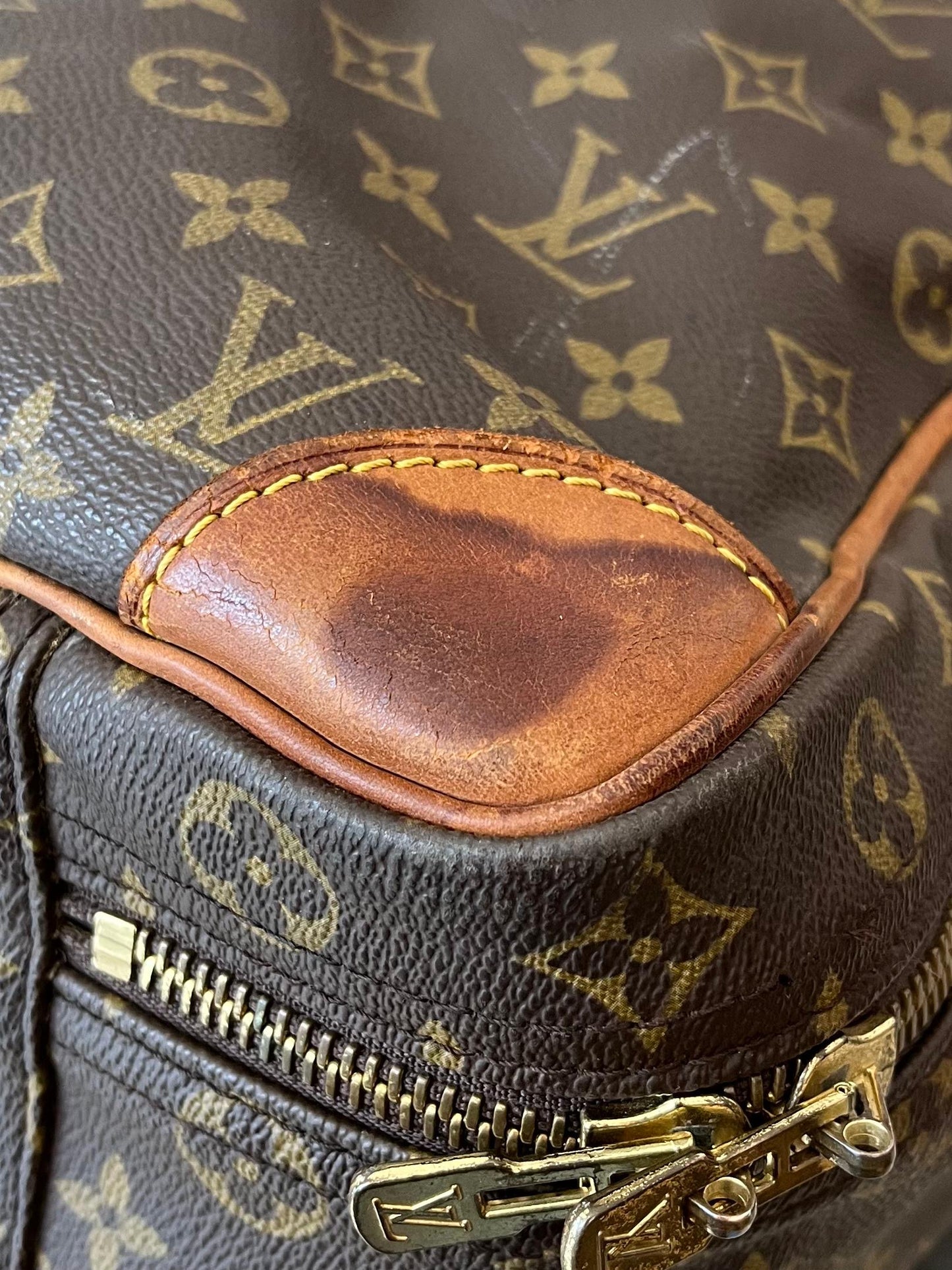 Louis Vuitton Sirius 50