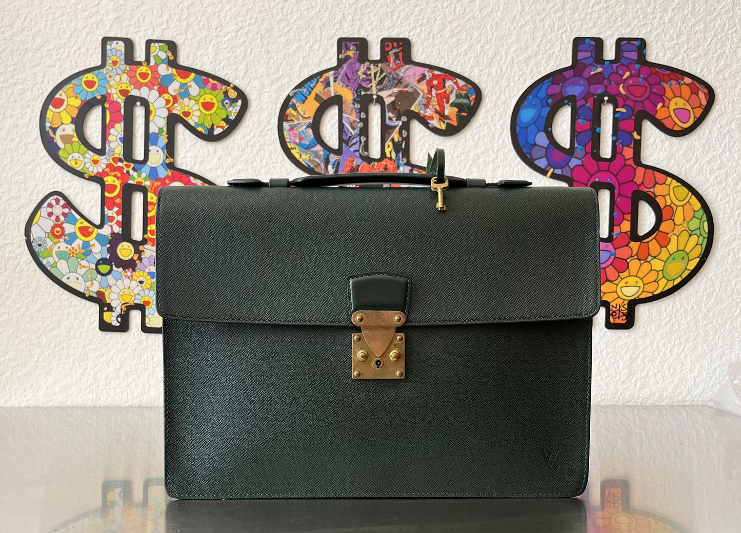 Louis Vuitton Serviette Kourad