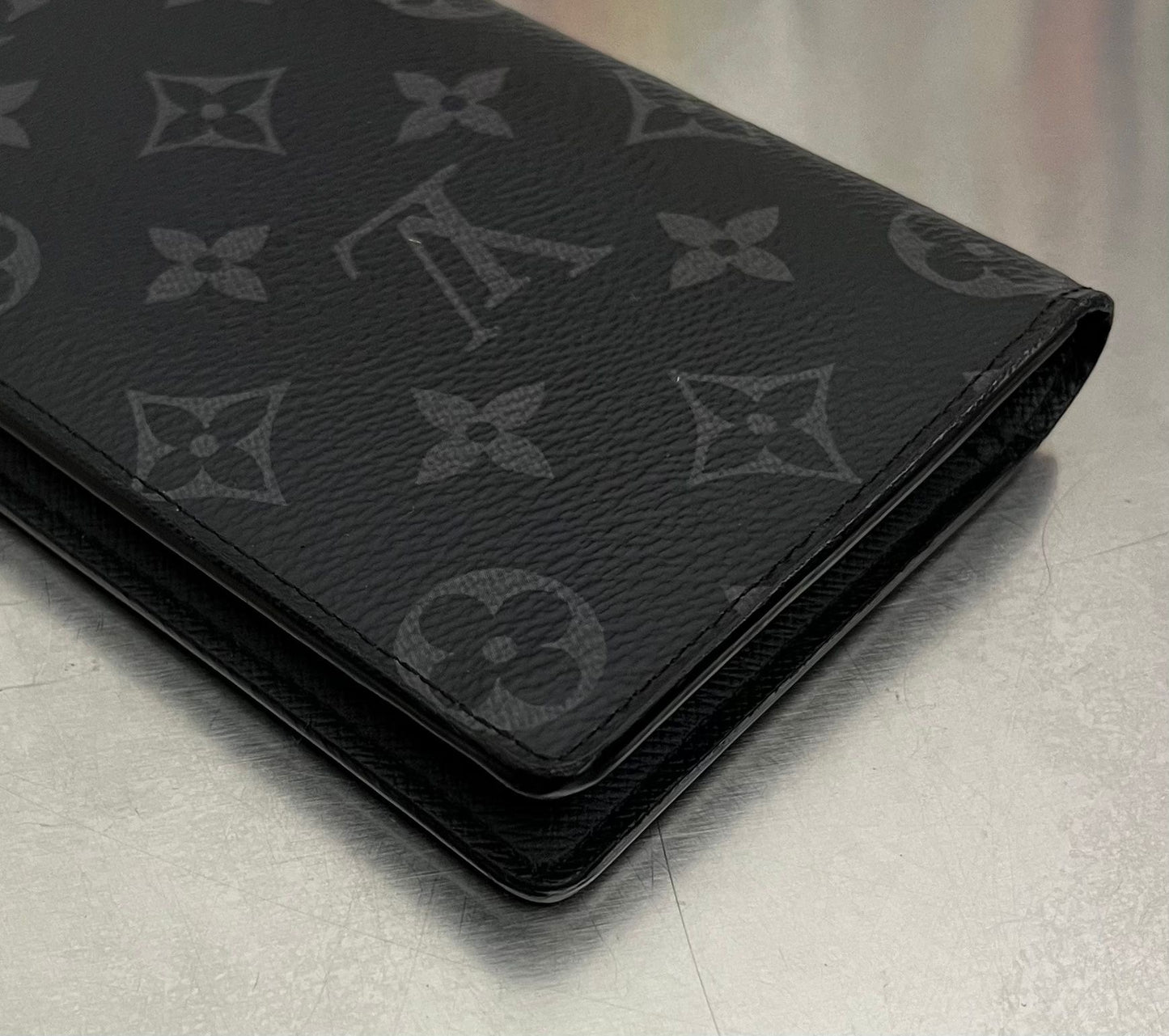 Louis Vuitton Brazza Monogram Eclipse