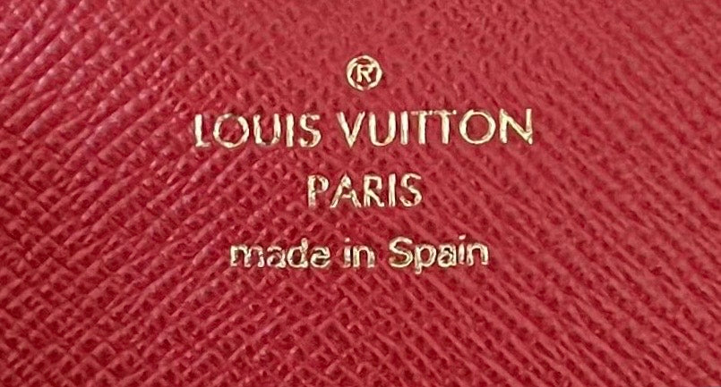 Louis Vuitton Caissa Damier
