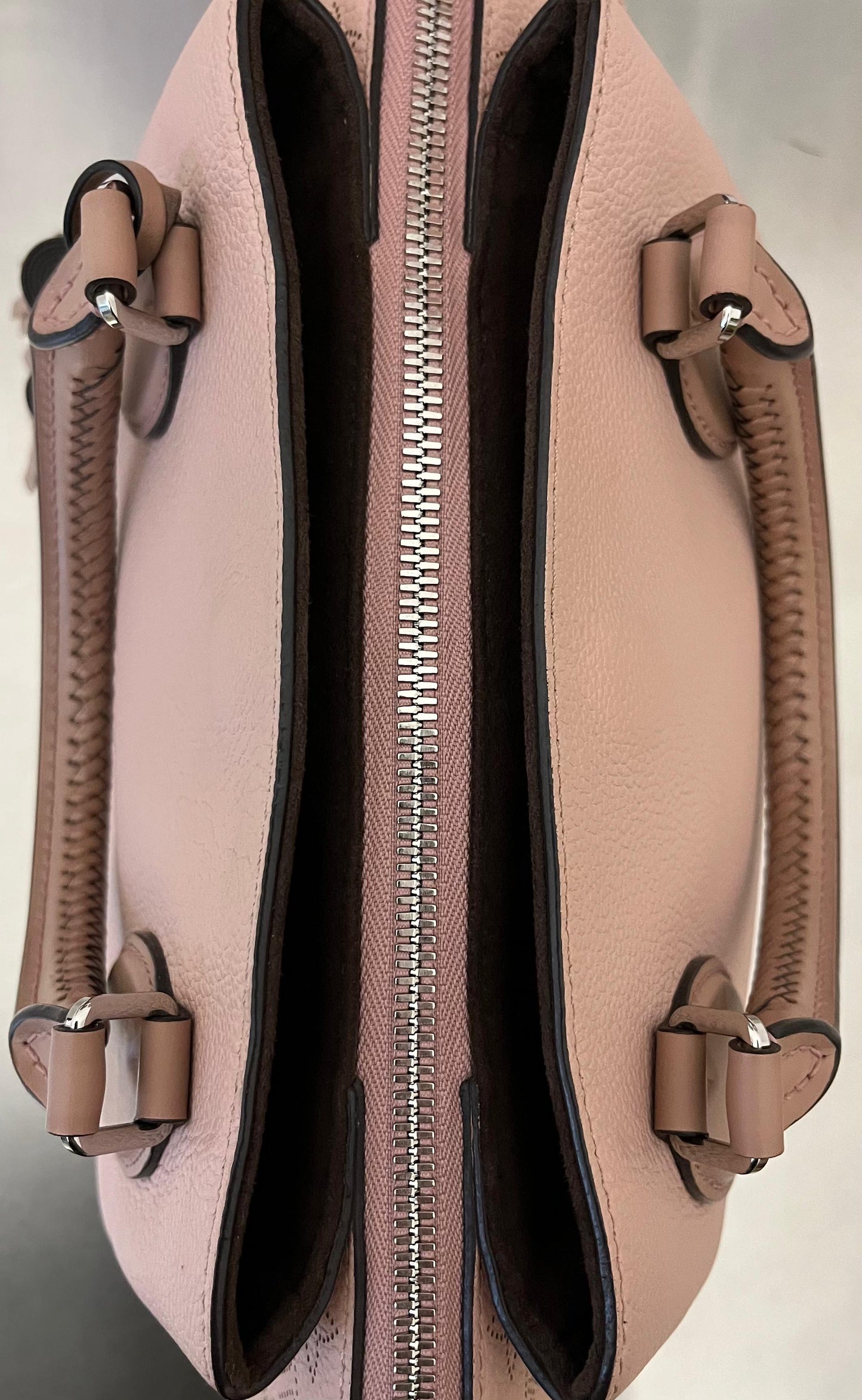 Louis Vuitton Haumea Magnolia Mahina