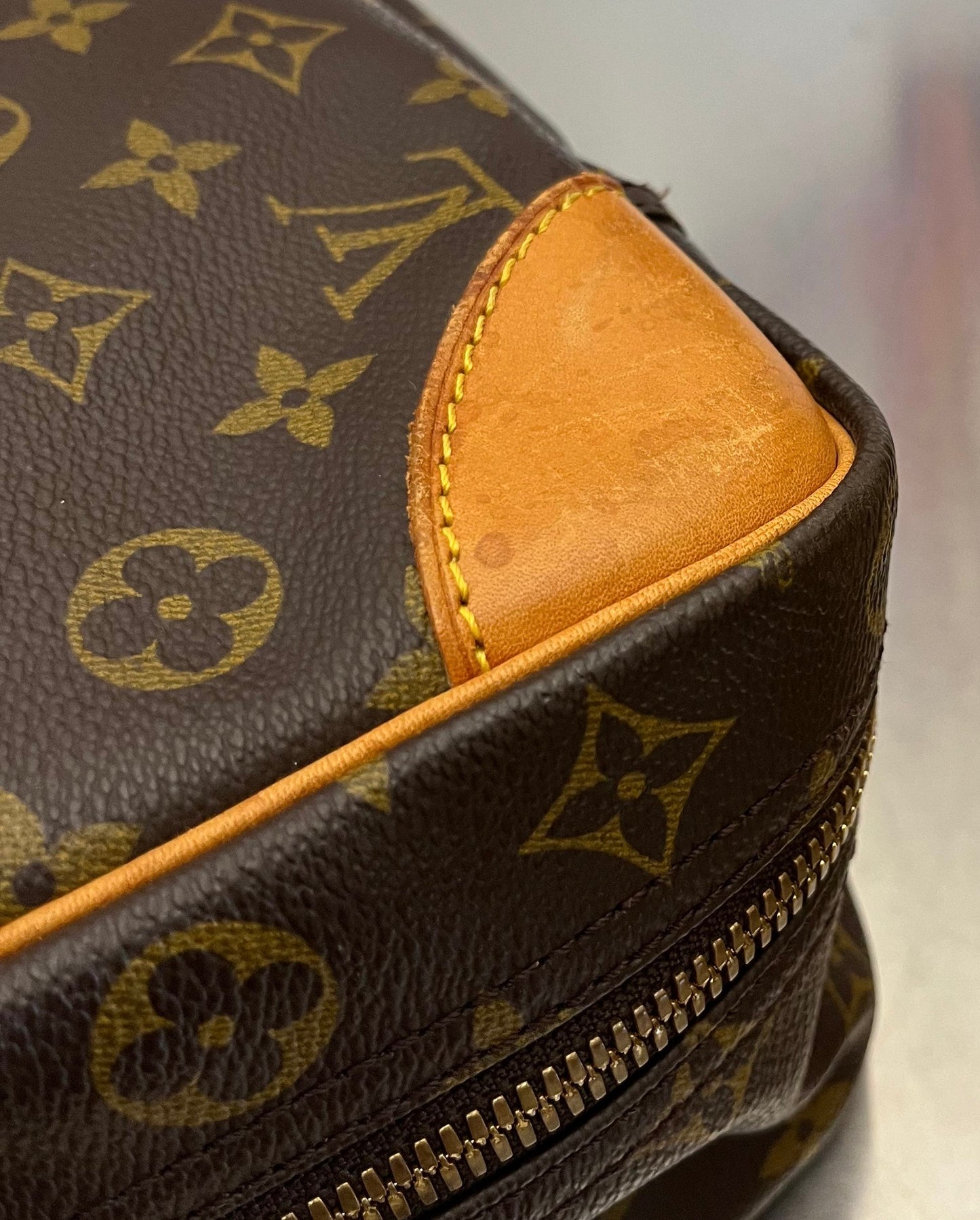 Louis Vuitton Sirius 45