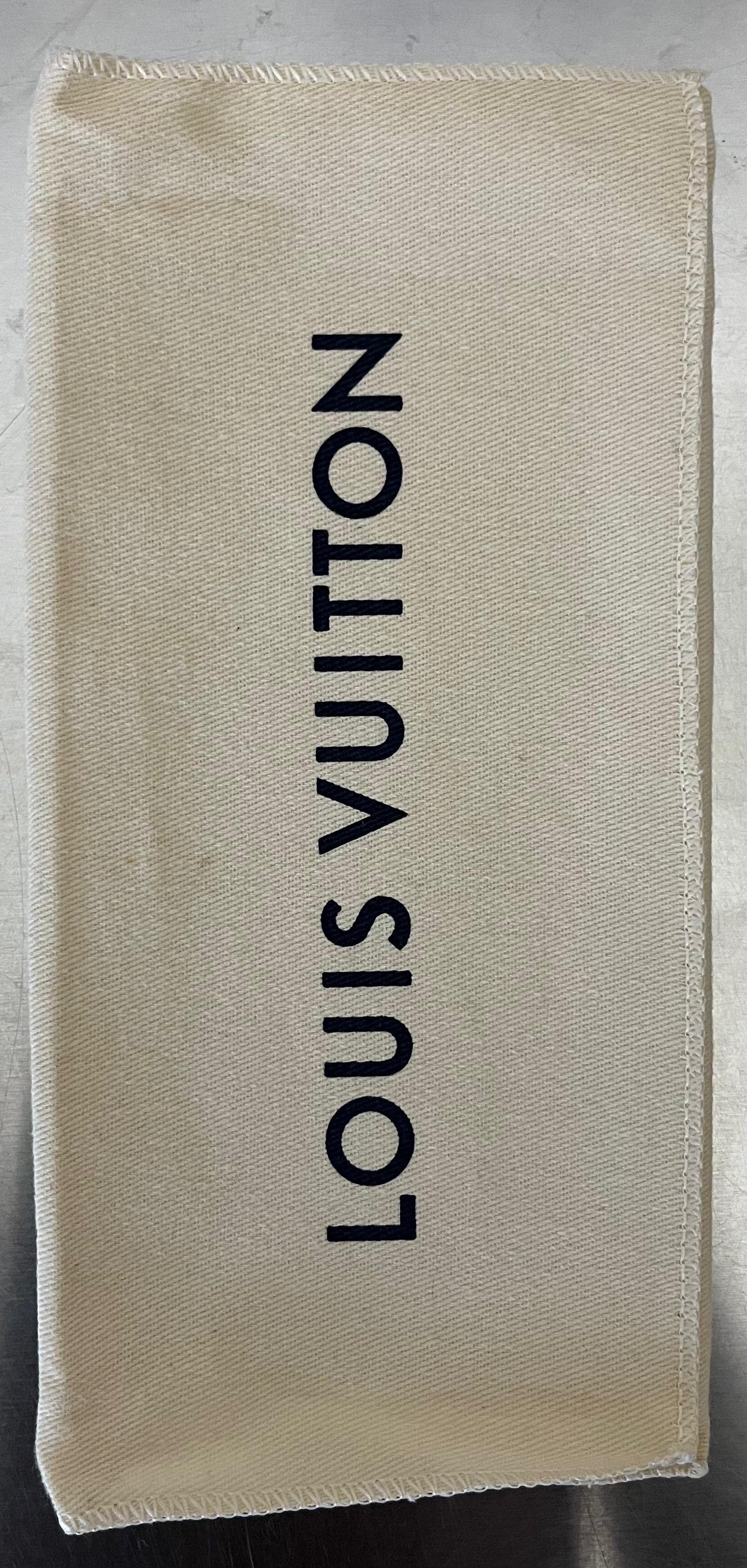 Louis Vuitton Brazza Epi