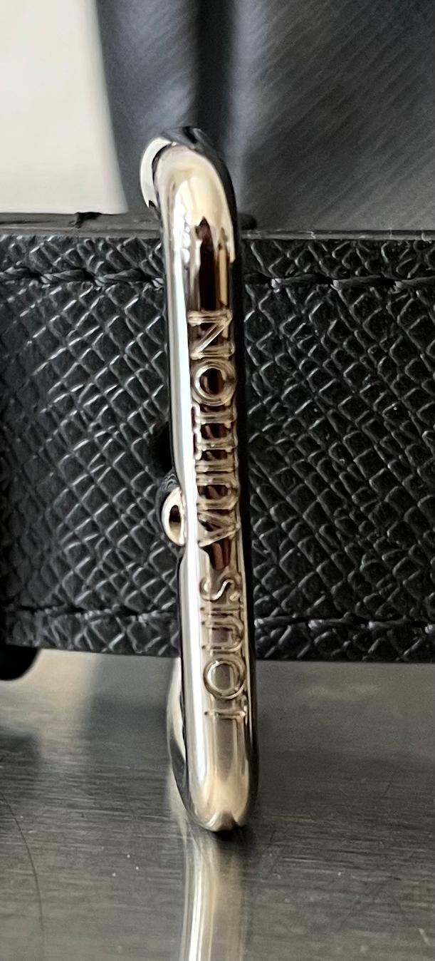 Louis Vuitton Roman MM Taiga Messenger