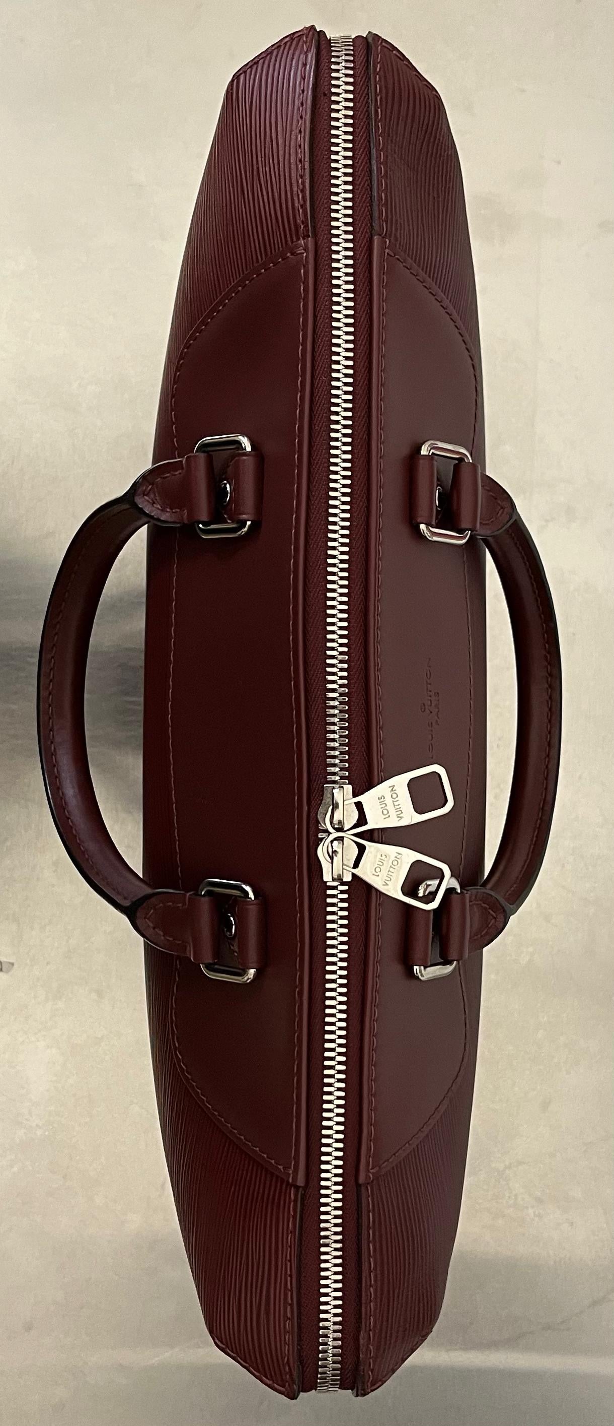Louis Vuitton Porte Documents Jour Epi