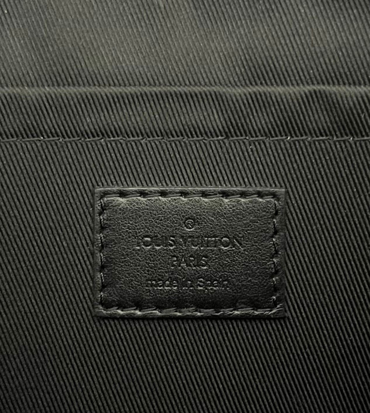 Louis Vuitton Pochette To-Go