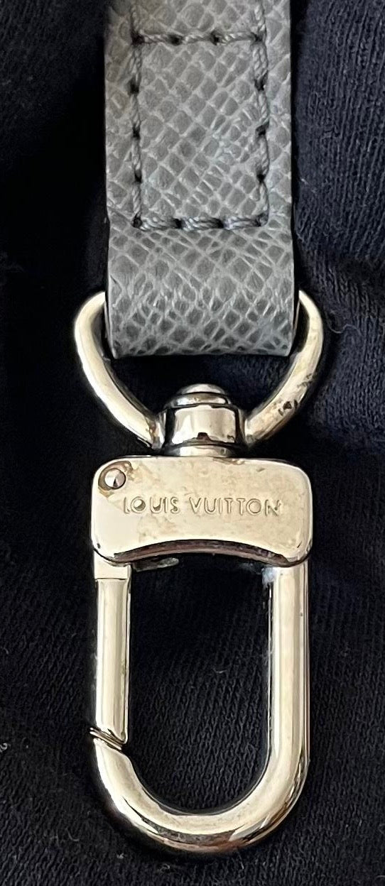 Louis Vuitton Neo Bellaia Taiga Leder