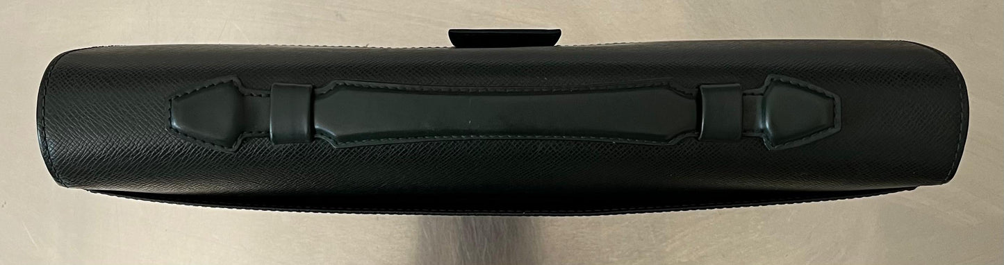 Louis Vuitton Serviette Kourad