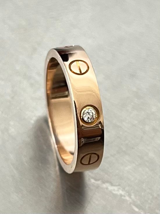 Cartier Love Ring (Kleines Modell, mit einem Diamanten) RM50