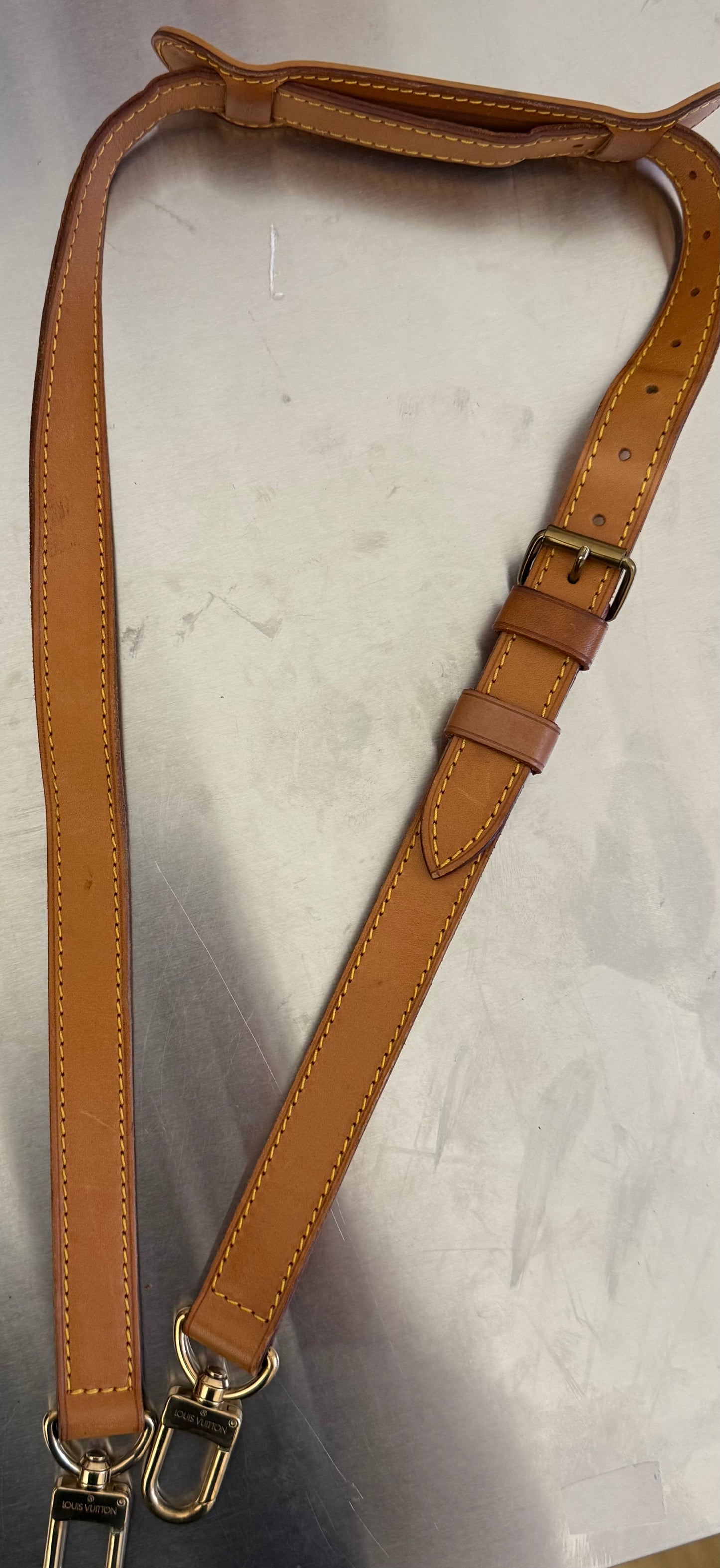 Louis Vuitton Keepall 45 Bandouliere