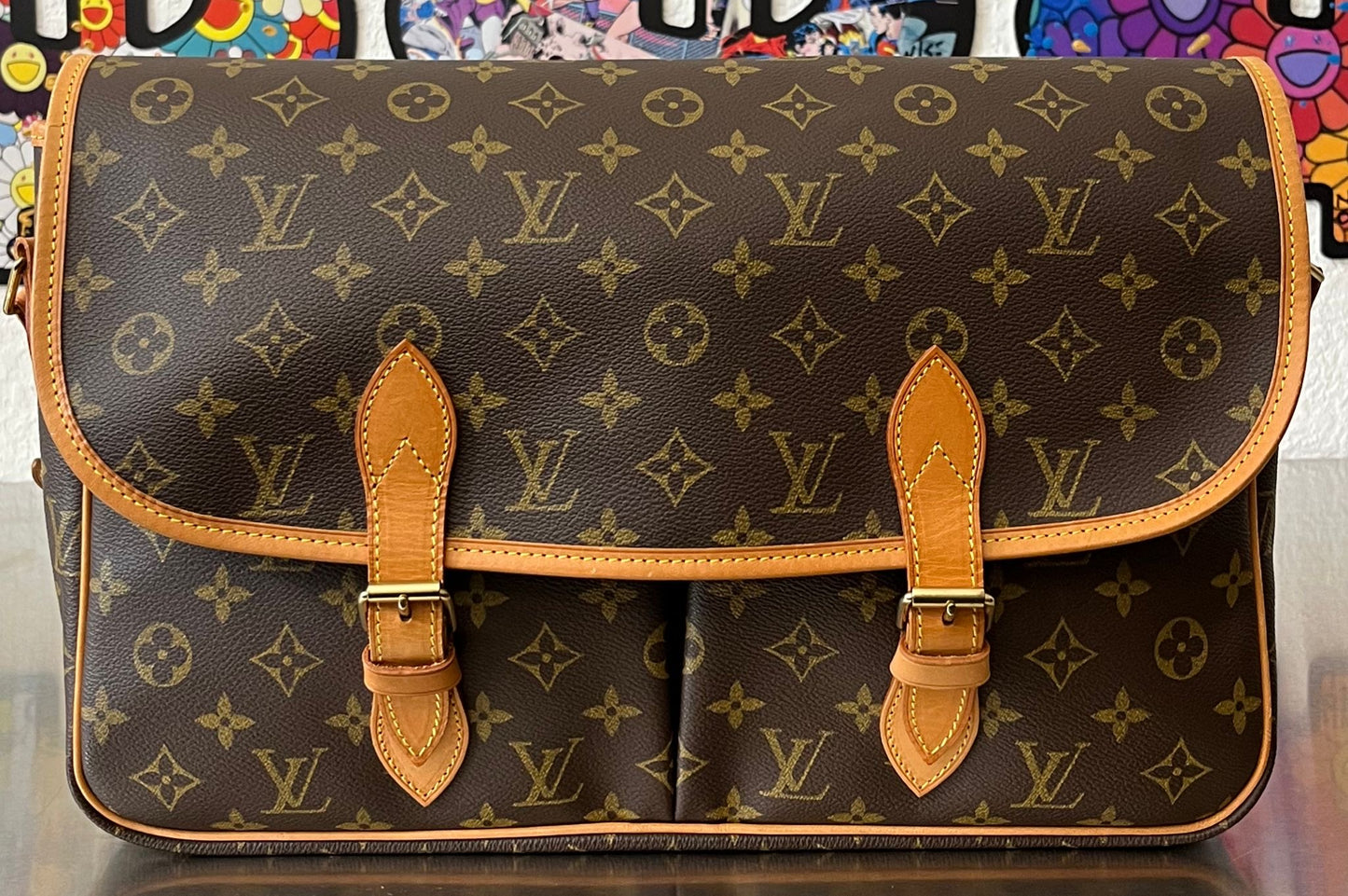 Louis Vuitton Gibeciere GM Messenger