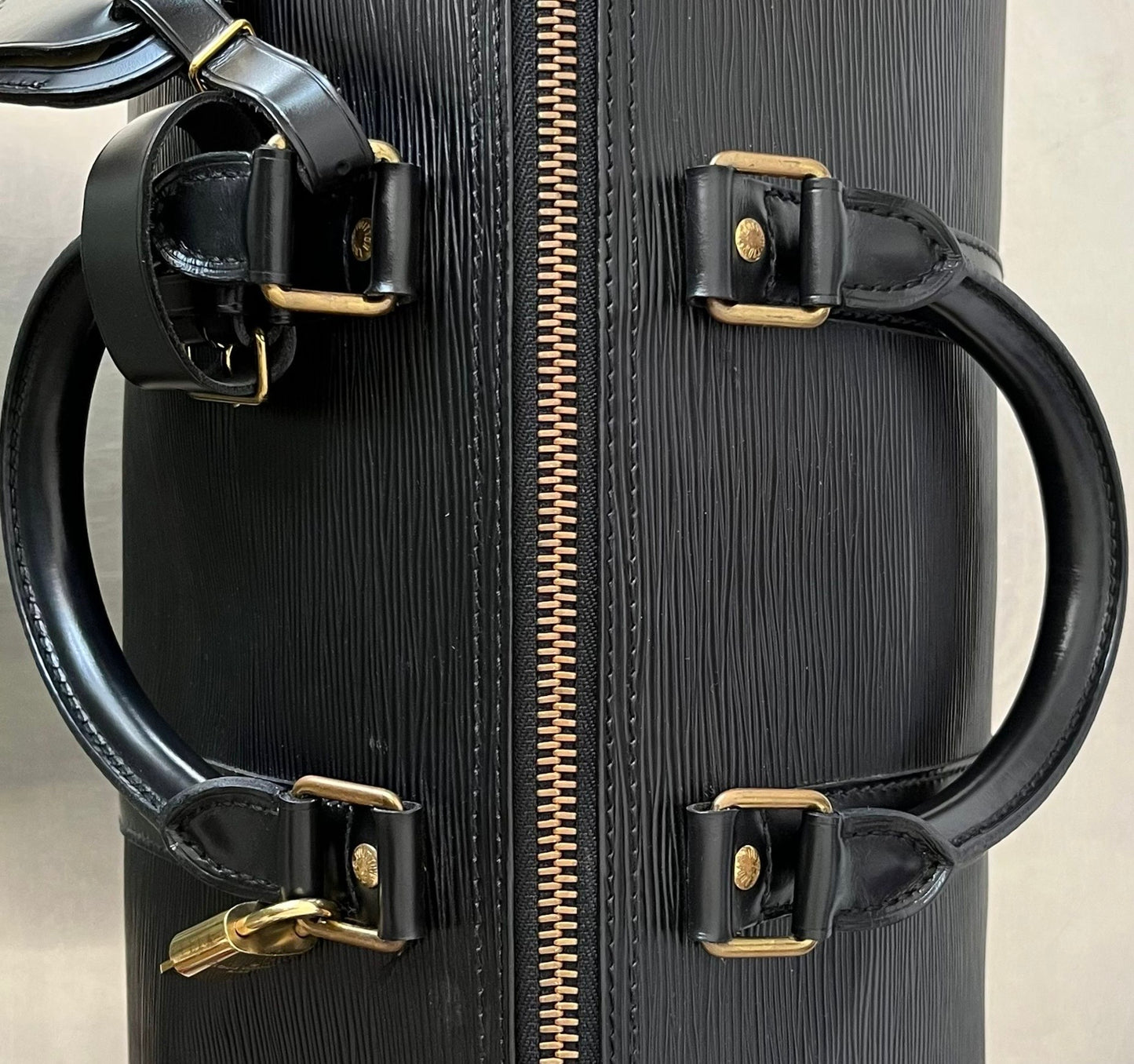 Louis Vuitton Keepall 45 Epi Leder