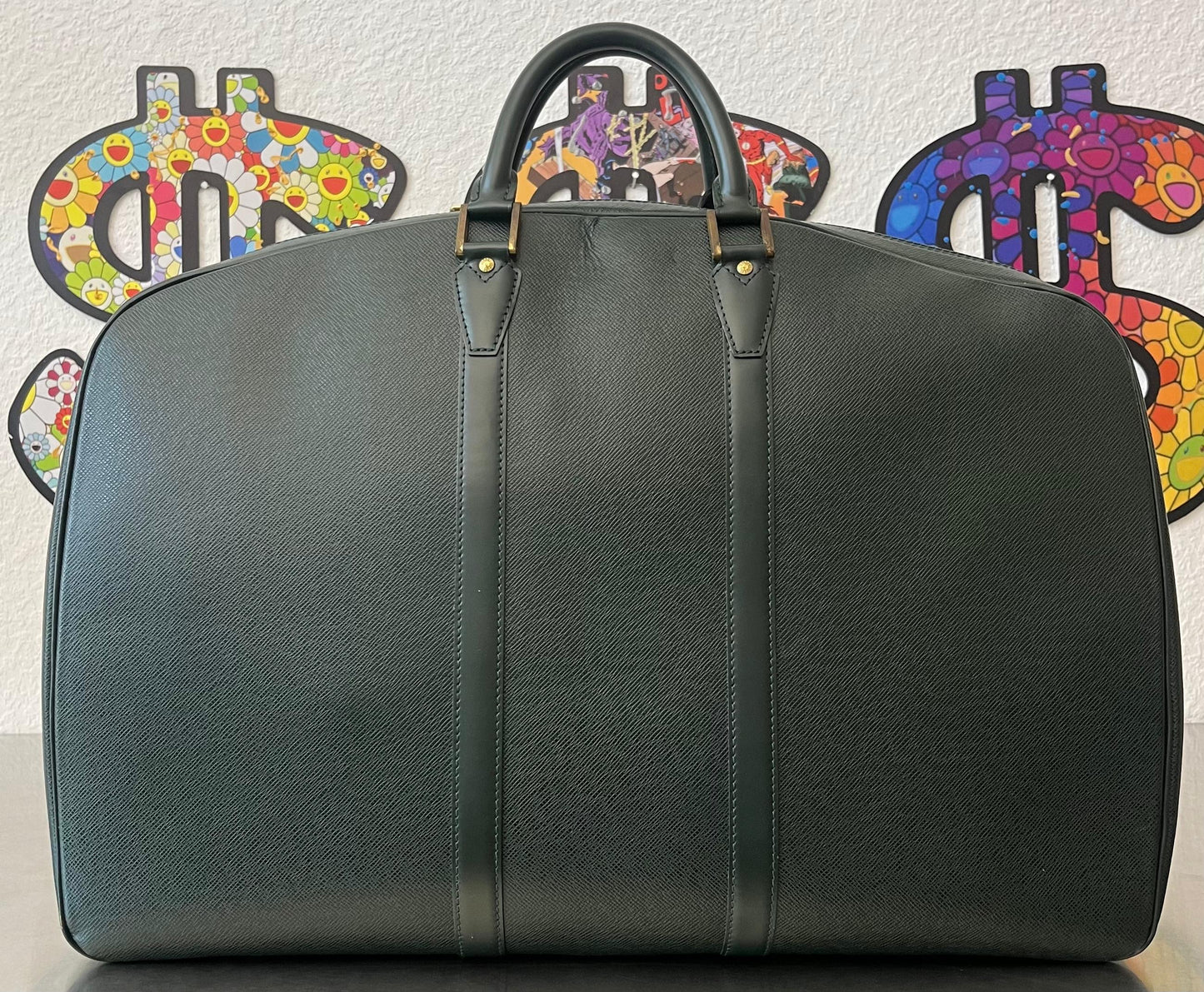 Louis Vuitton Helanga Taiga