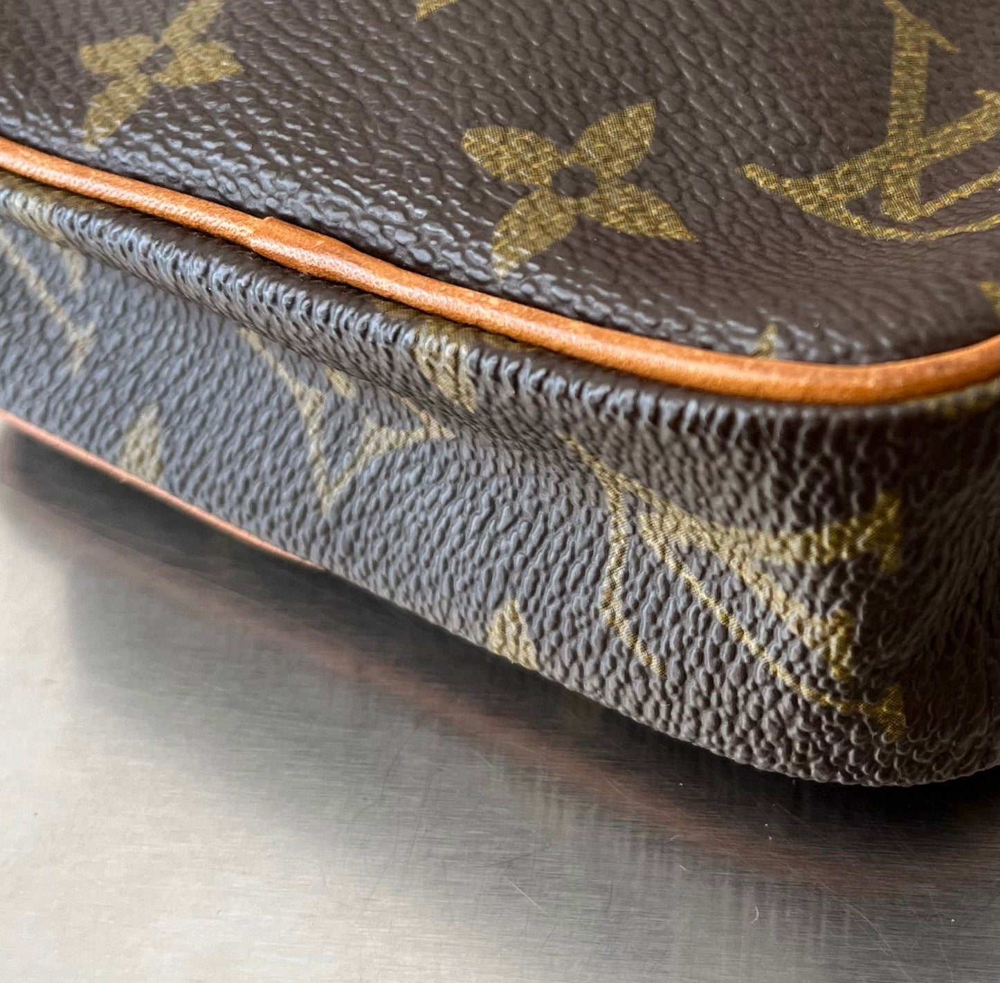 Louis Vuitton Mini Danube Monogramm