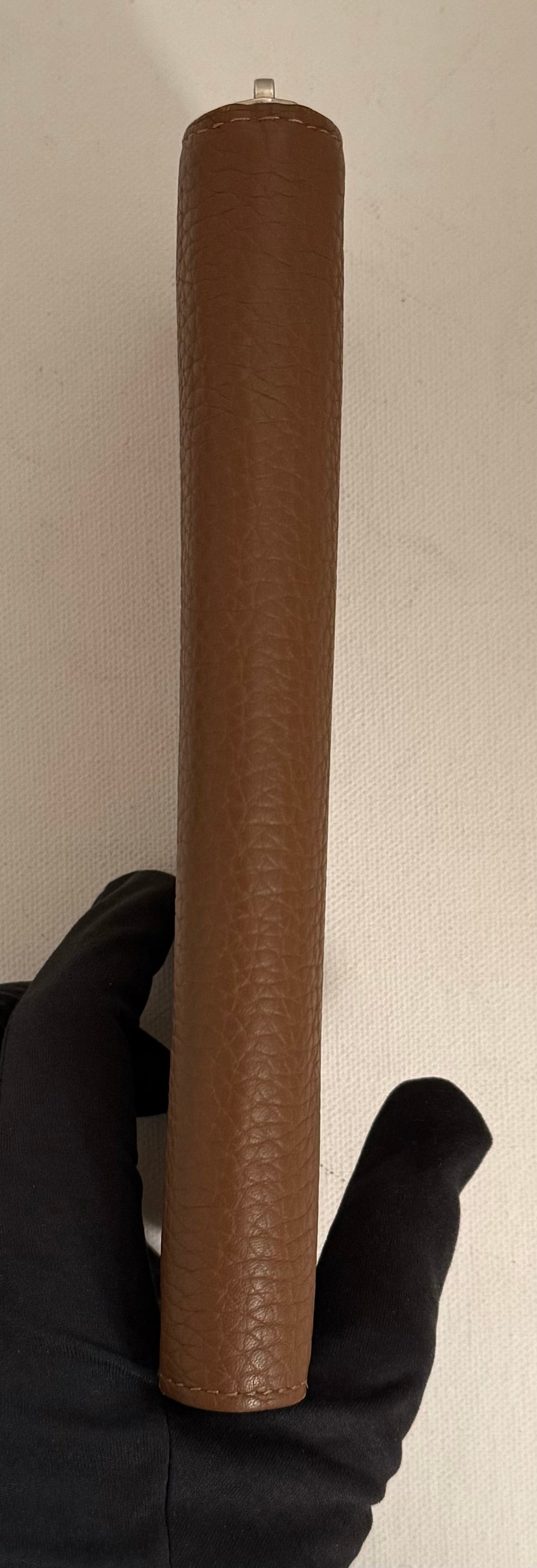 Louis Vuitton Zippy Vertical Taurillon Leder