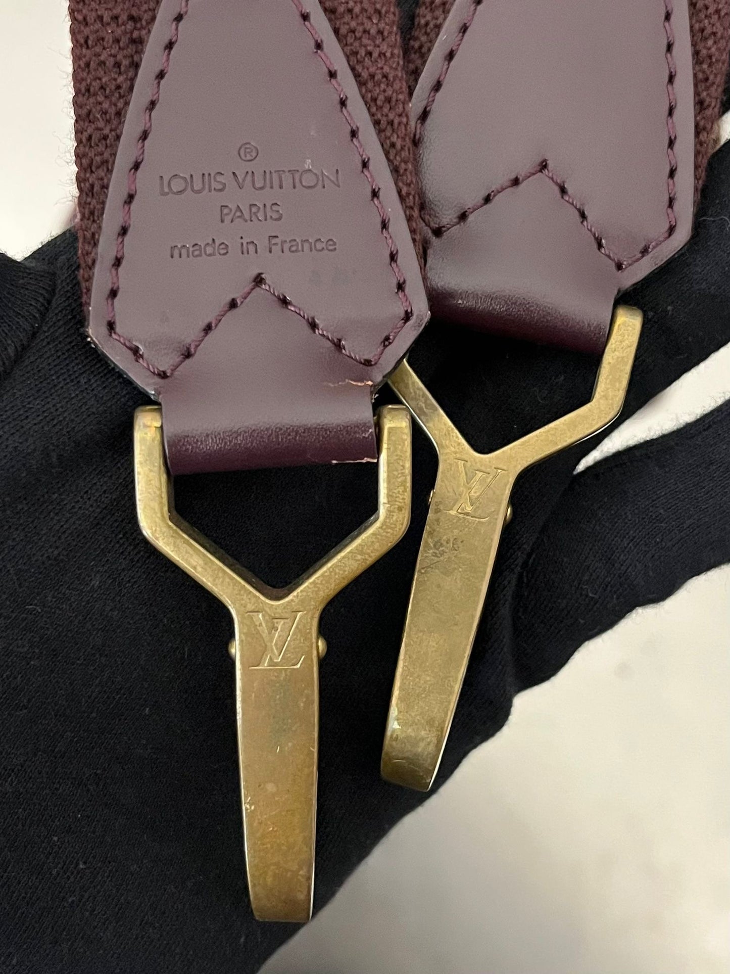 Louis Vuitton Kendall GM Taiga Leder