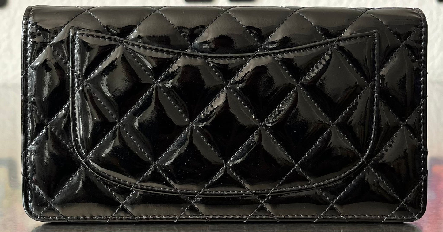 Chanel Matelasse Lackleder CC Geldbörse