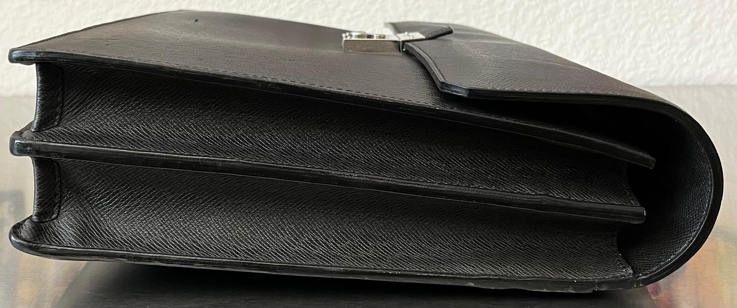 Louis Vuitton Neo Robusto 2 Taiga