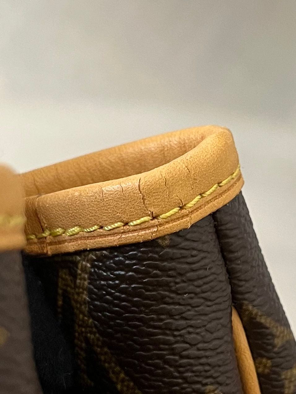 Louis Vuitton Batignolles (Klein)