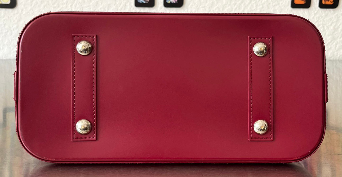 Louis Vuitton Alma PM Epi Fuchsia