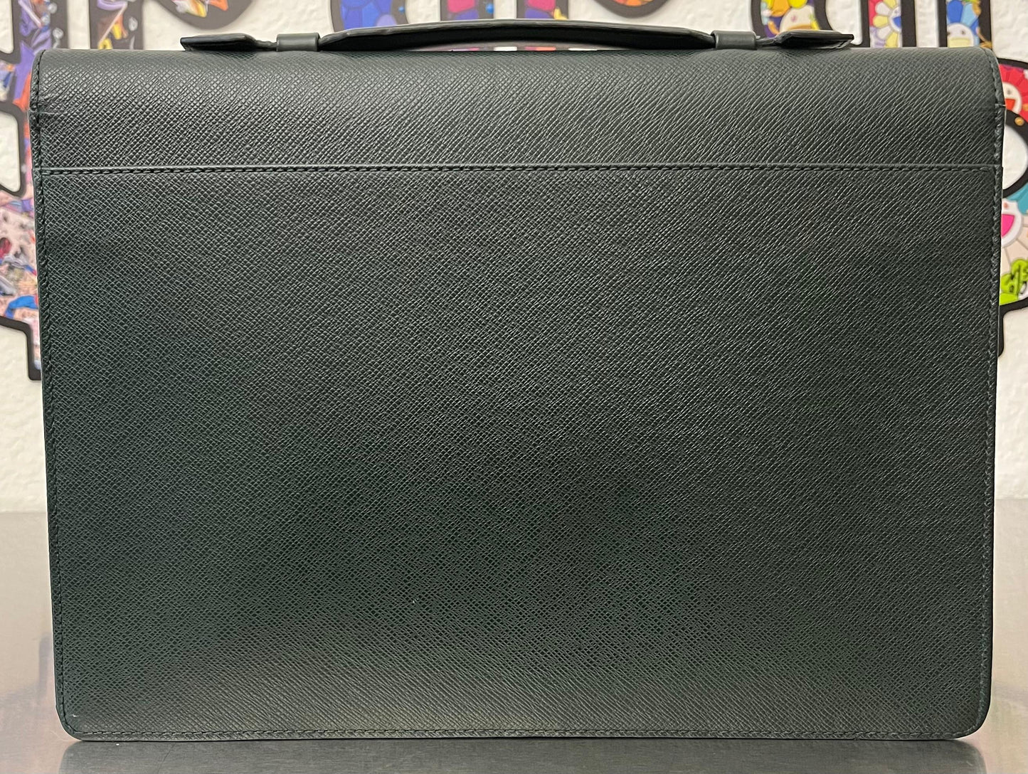 Louis Vuitton Serviette Kourad