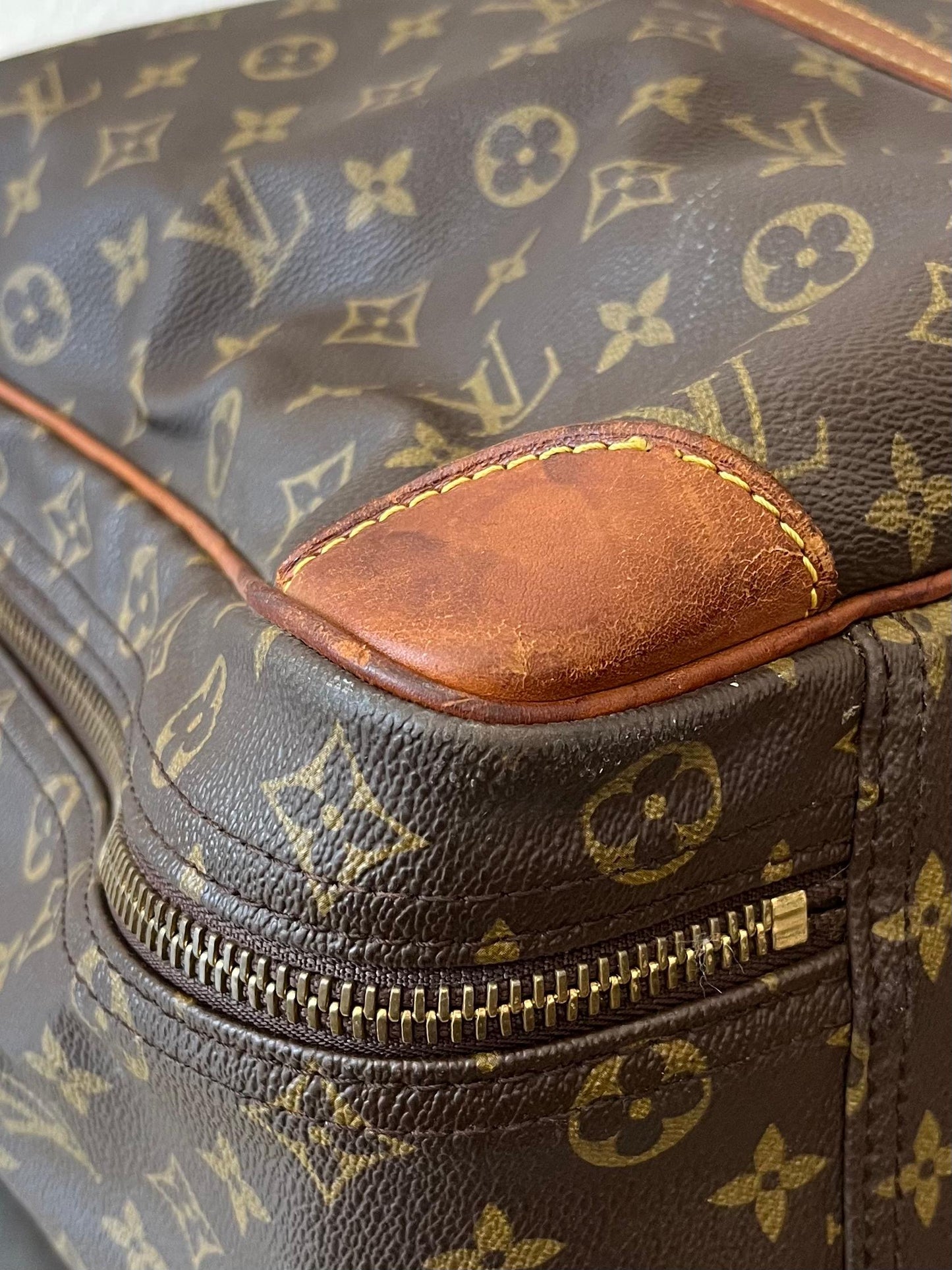 Louis Vuitton Sirius 50