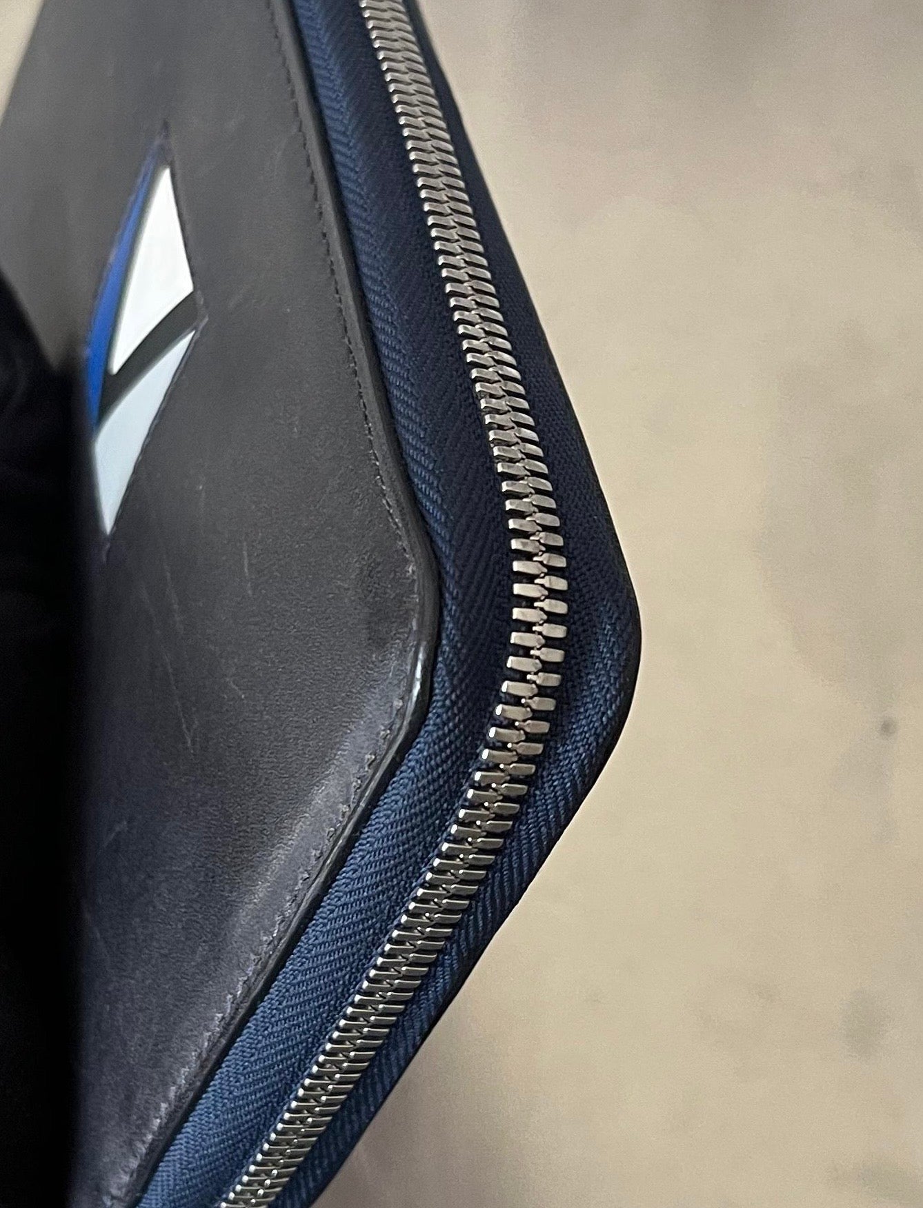 Louis Vuitton Cup Zippy Organizer