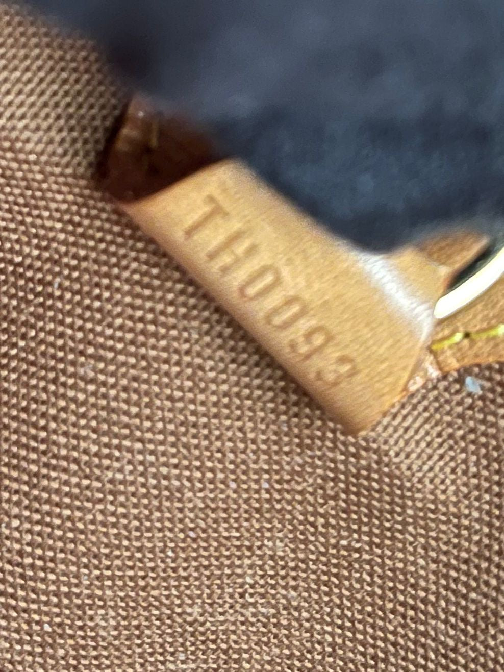 Louis Vuitton Ellipse PM