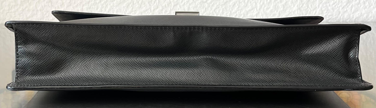Louis Vuitton Angara Taiga