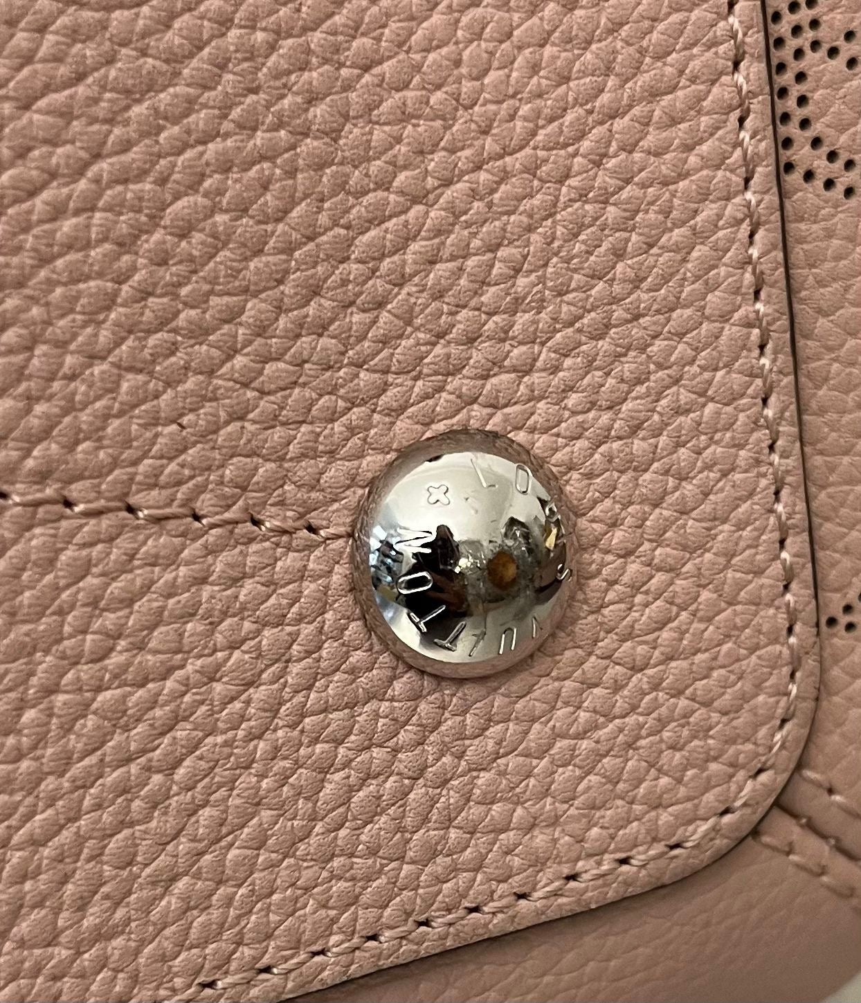Louis Vuitton Haumea Magnolia Mahina