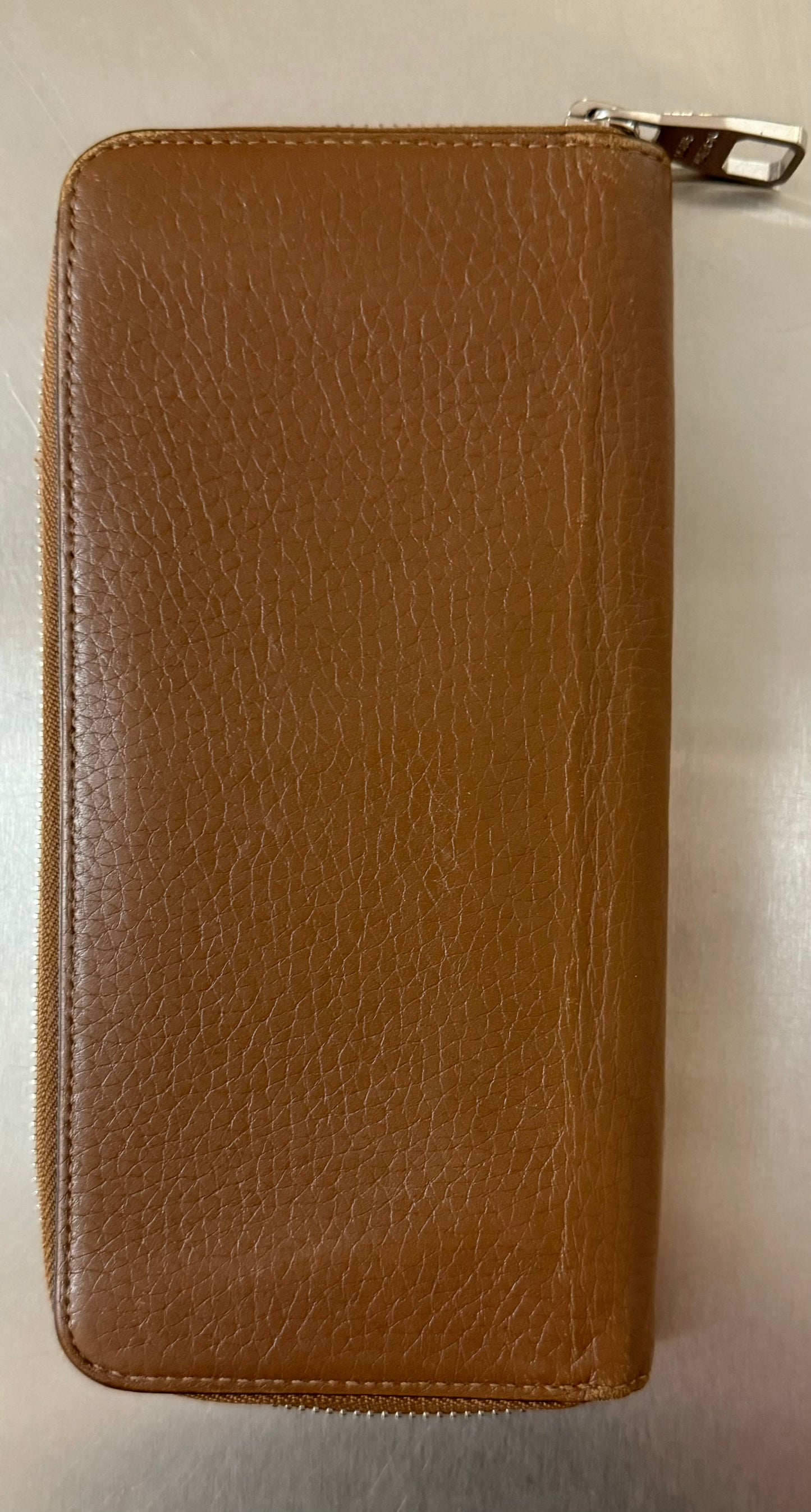 Louis Vuitton Zippy Vertical Taurillon Leder
