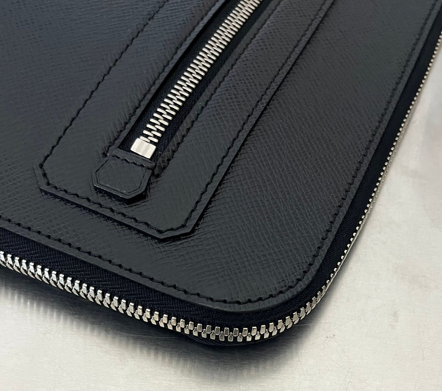 Louis Vuitton Vladimir Taiga