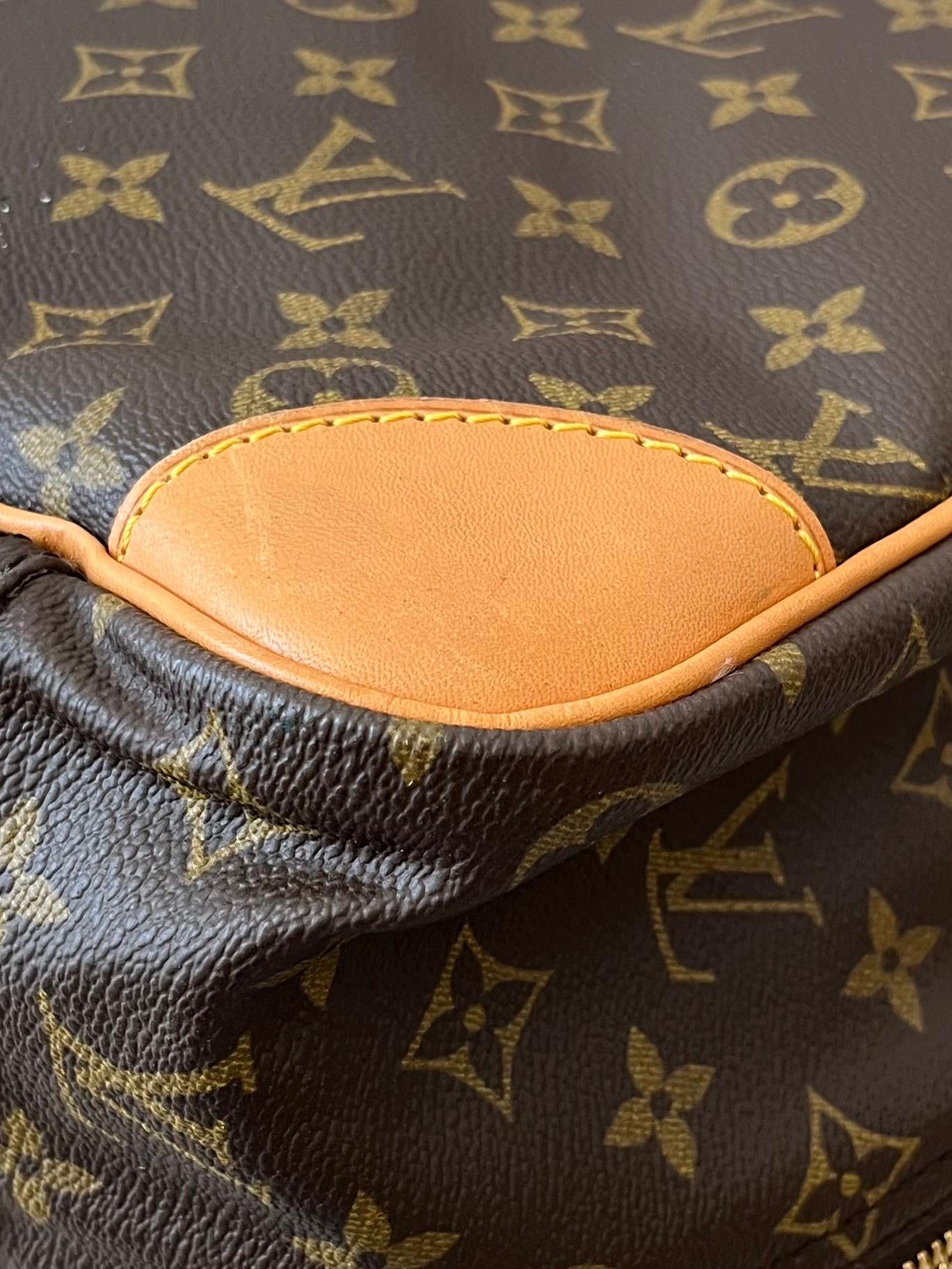 Louis Vuitton Sirius 50