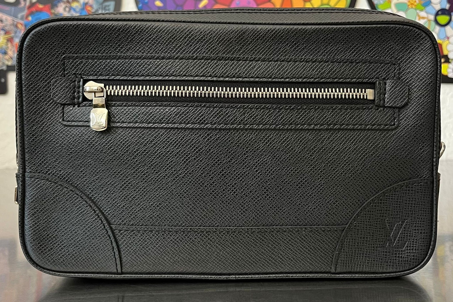 Louis Vuitton Pavel Taiga Leder