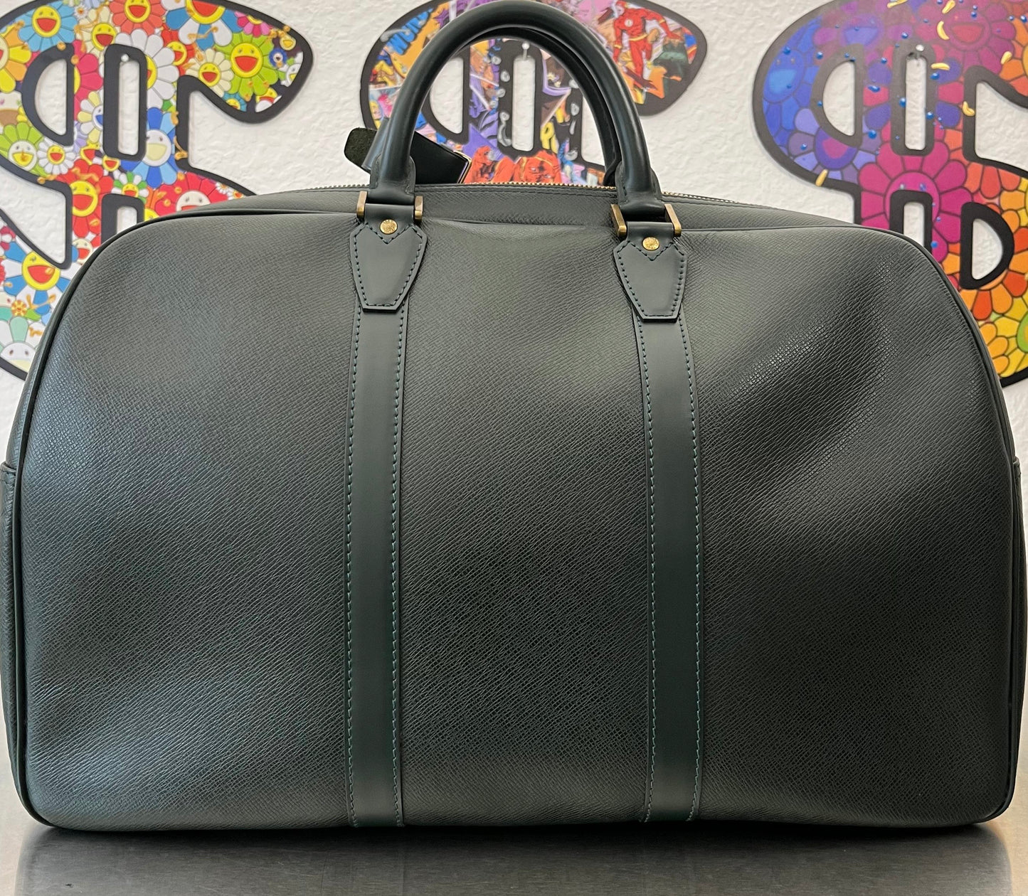Louis Vuitton Kendall PM Taiga Leder