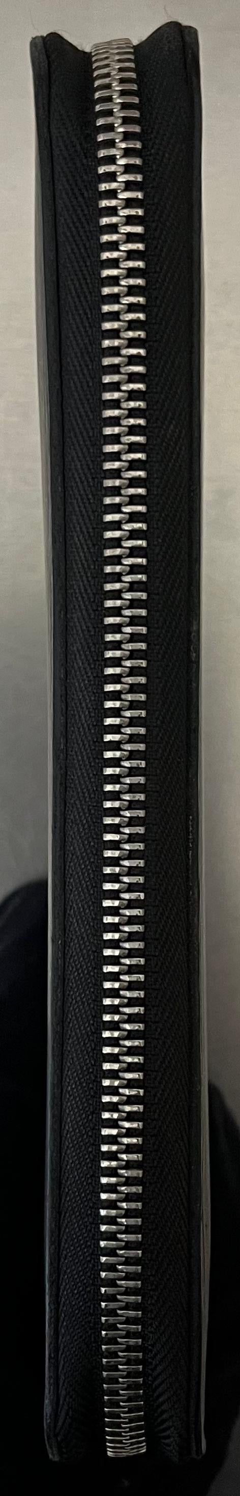 Louis Vuitton Zippy Organizer Epi