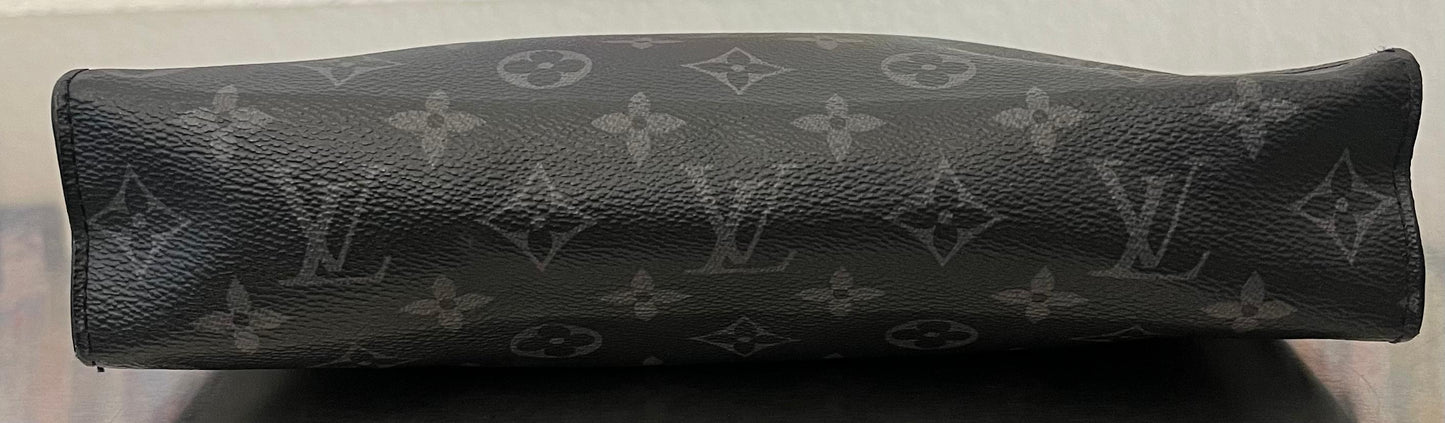 Louis Vuitton Pochette Voyage MM